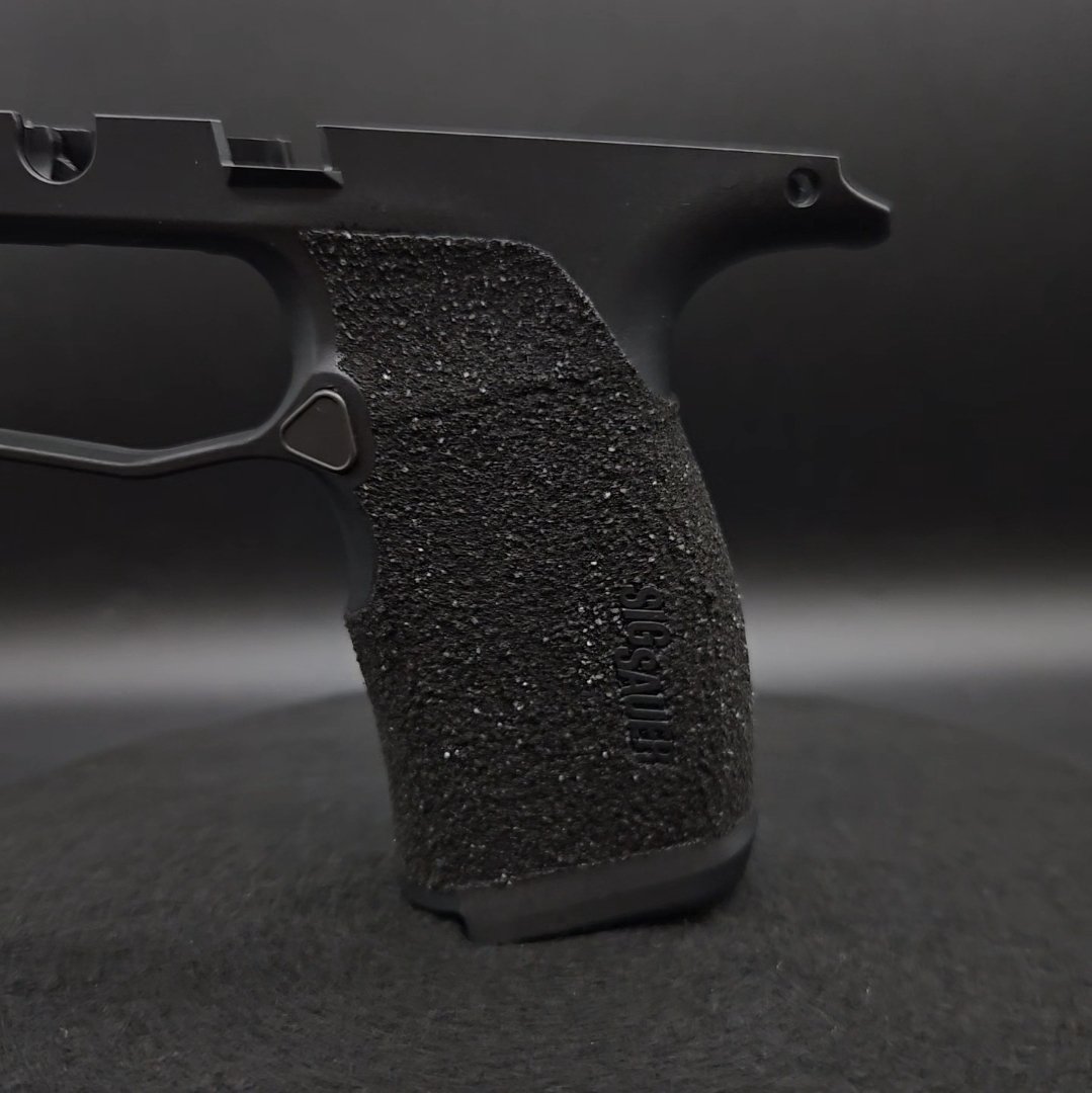 sig sauer P365 365 XL Carbided traction enhancement cocealed carrry hybrid