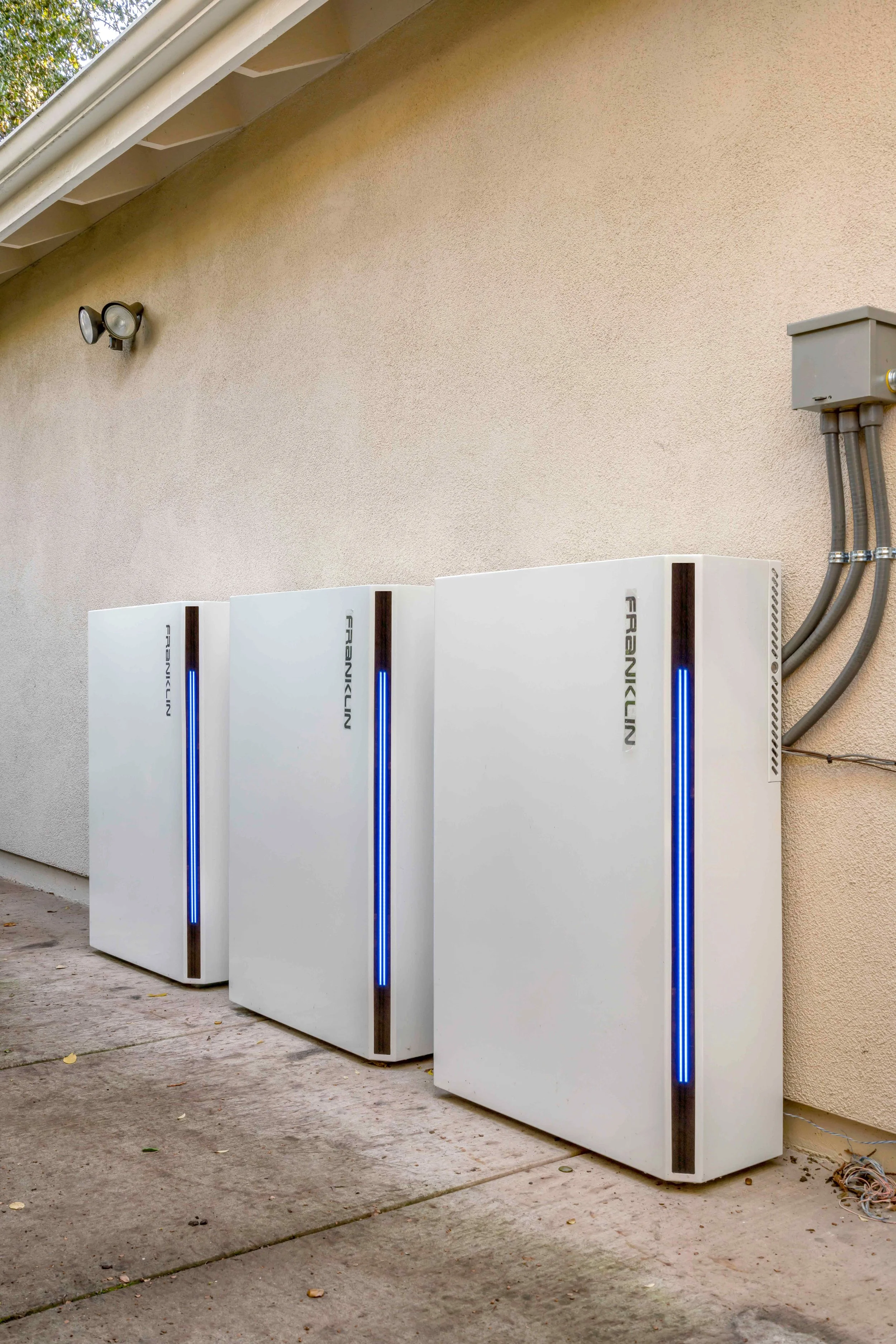 Choosing Solar And Battery Backup With Sugar Hollow Solar Sugar choosing-solar-and-battery-backup-with-sugar-hollow-solar-sugar