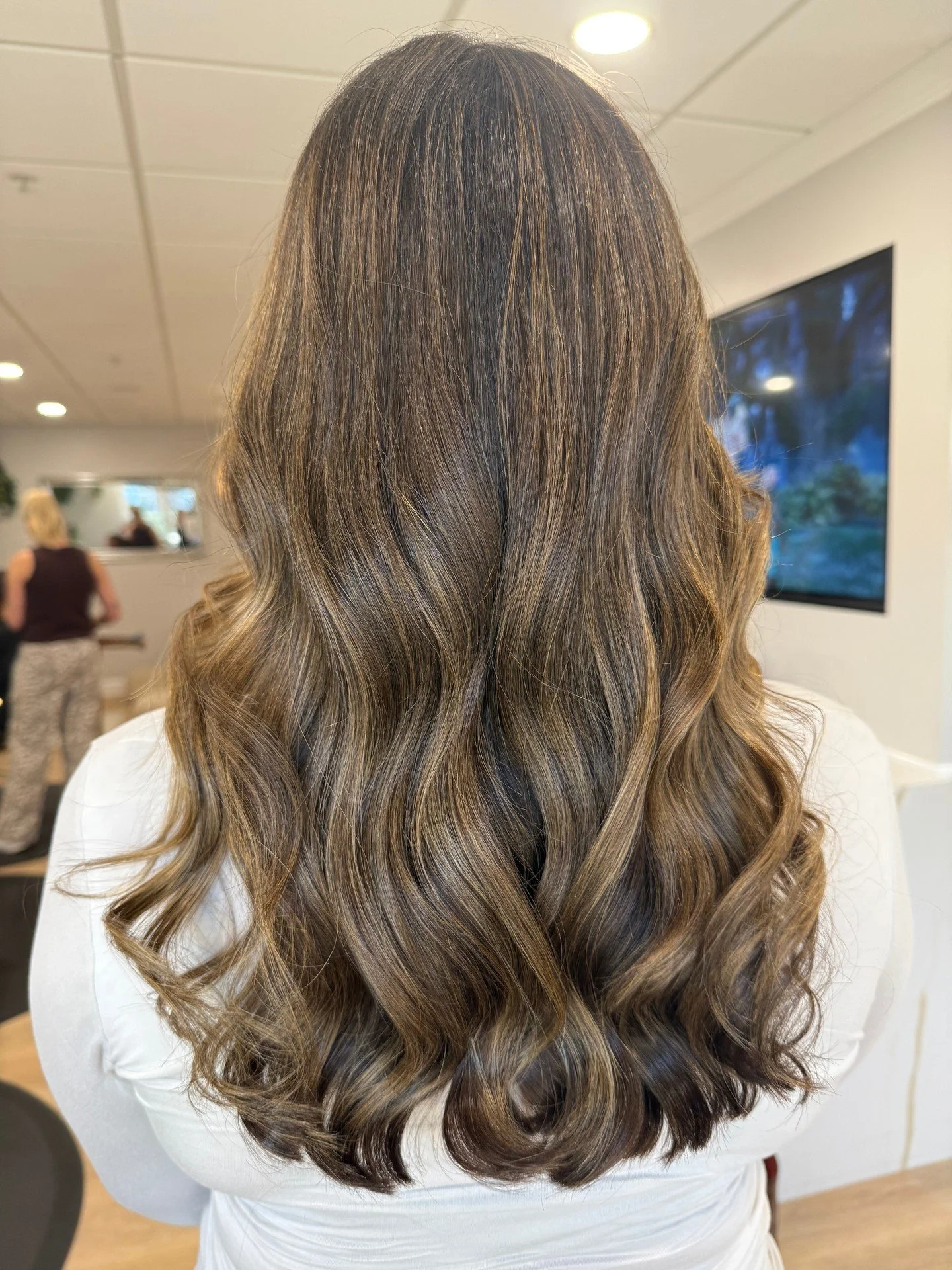 Rich &amp; glossy 🤎 Brunette magic by @hair.by.emily.swinamer -- made to turn heads!