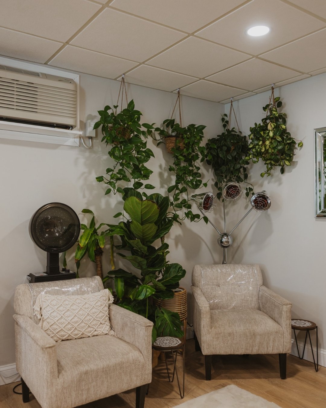 Just a corner, but a whole vibe ✨ Step in, unwind, and let the magic happen.

Head to the link in our bio to book 🪄