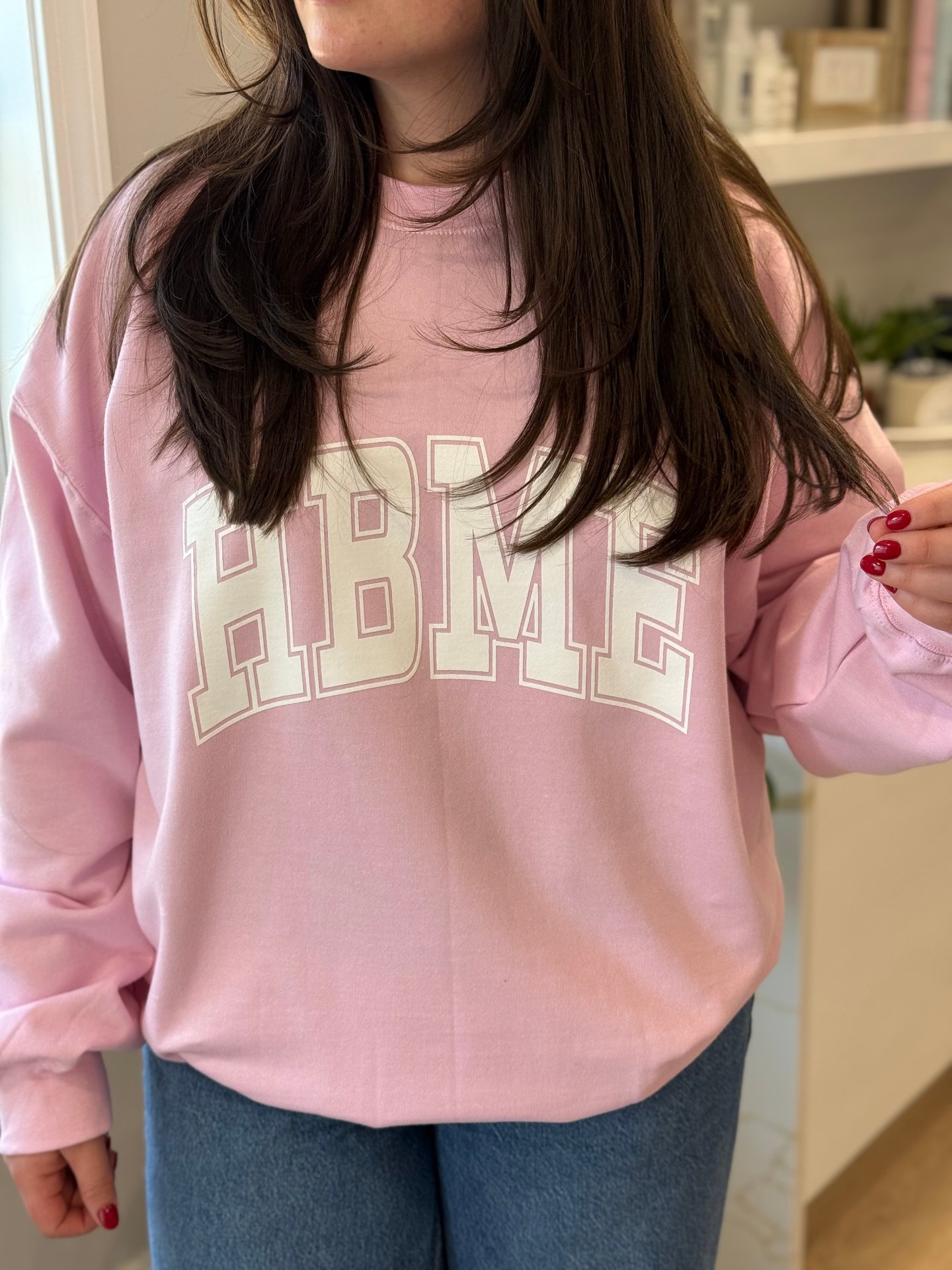 ICYMI... N E W  M E R C H
Cozy, stylish, and made for your self-care moments. Our HBME crewneck is here to keep you comfy on and off the chair. Perfect for lounging at home, running errands, or showing a little hair love pride wherever you go.