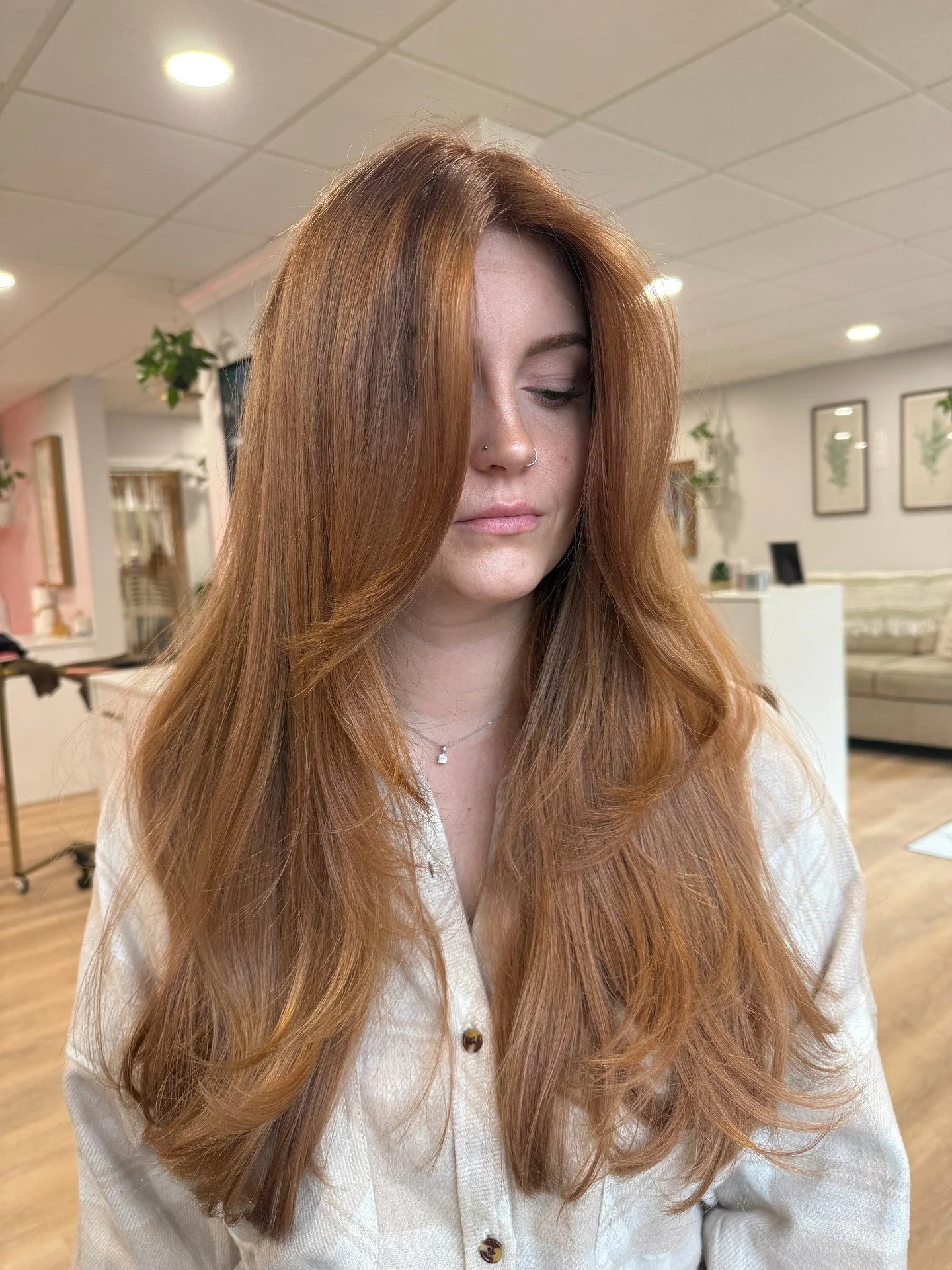 Luxurious length, warm glow, flawless finish ✨ by @hairxzoie

Link in bio to book book book 🪄