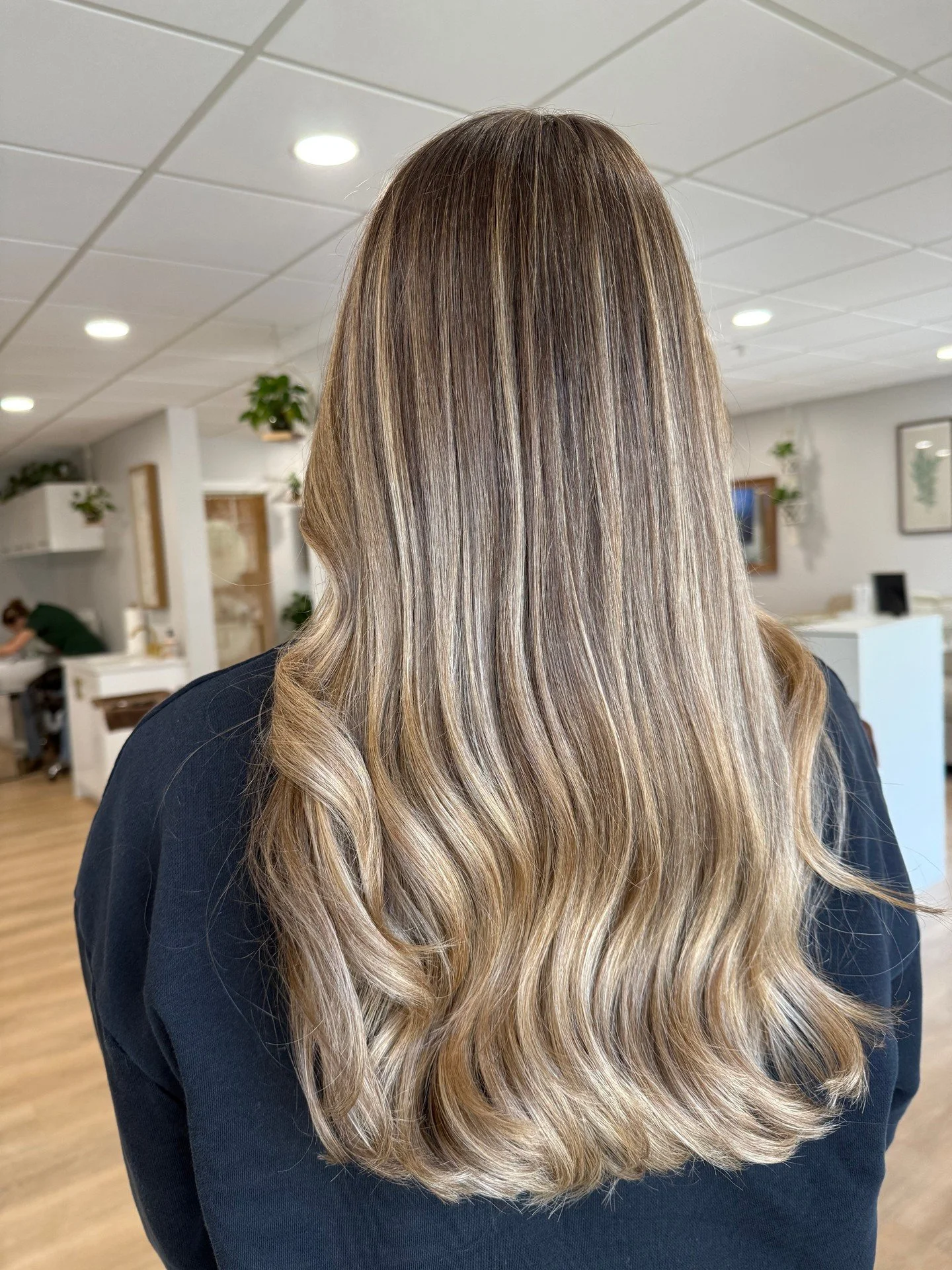 Low maintenance, high impact 🤩

This is your sign to book your self care appt ✨ link in bio