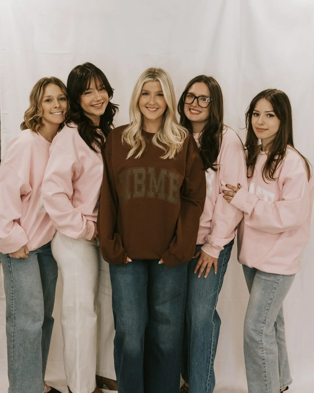 If you&rsquo;re new here, welcome 🤍

We&rsquo;re the artists behind the chair&mdash;passionate about creating effortless, lived-in hair that feels like you. From soft color to fresh cuts, everything we do is rooted in making you feel confident long 