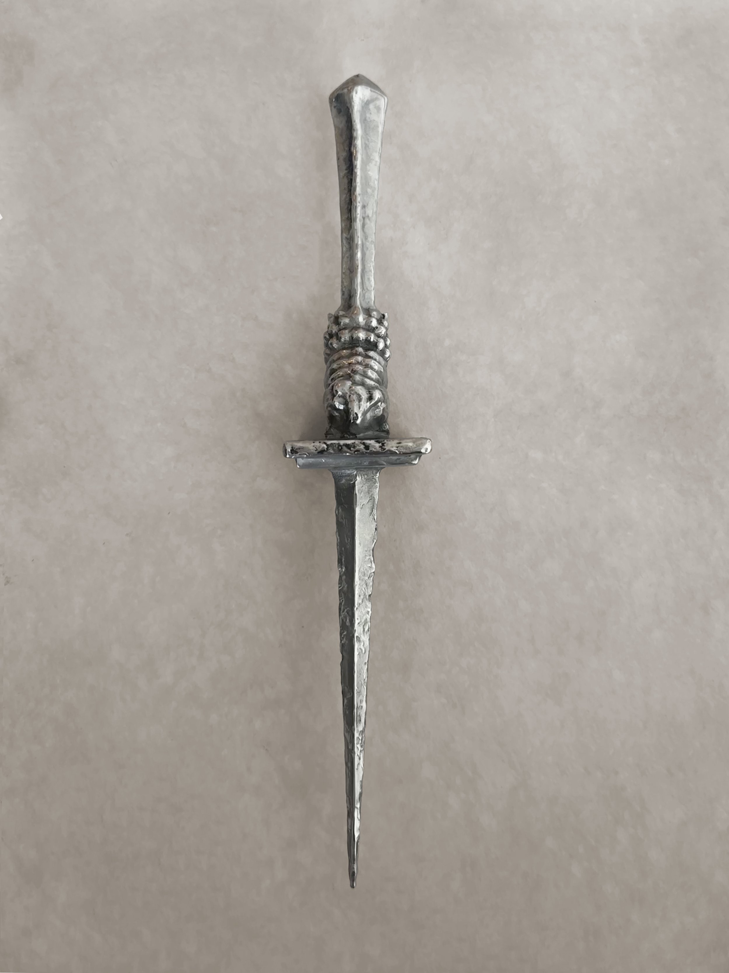 Lion Dagger - Steel - Back2 Final.jpg