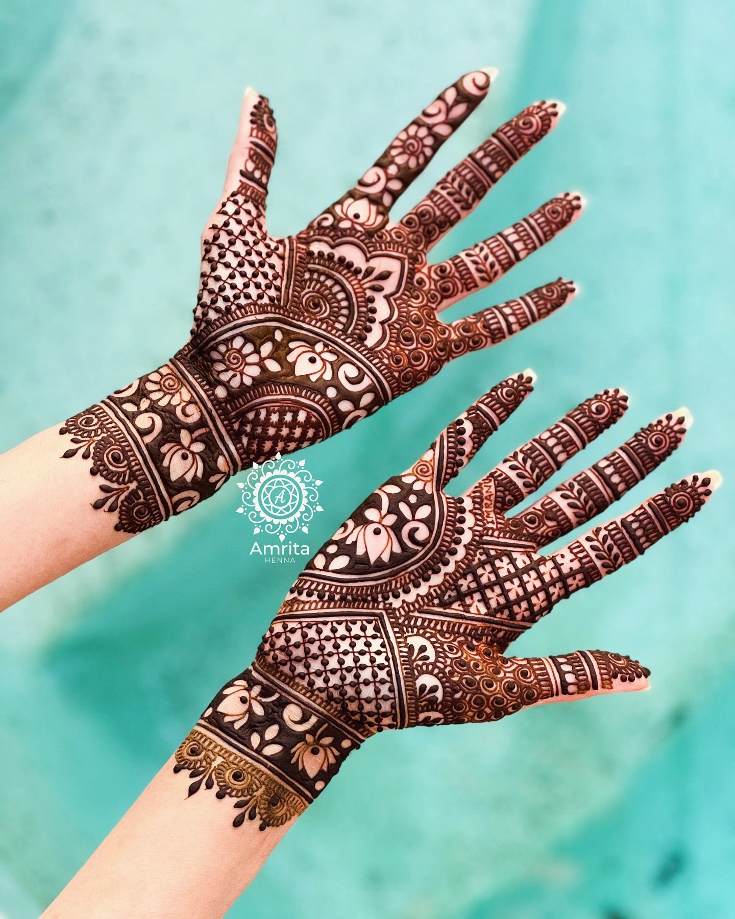 Accepting Bridal and Party Henna Bookings for 2024. Personal appointments also welcome. DM or write to 📧 amritahenna@gmail.com with your inquiry!

#HennaArt #MehndiMagic #amritahenna #bridalmehndi #hennadesign #wedmegood #orlandoart #bridalhenna #we