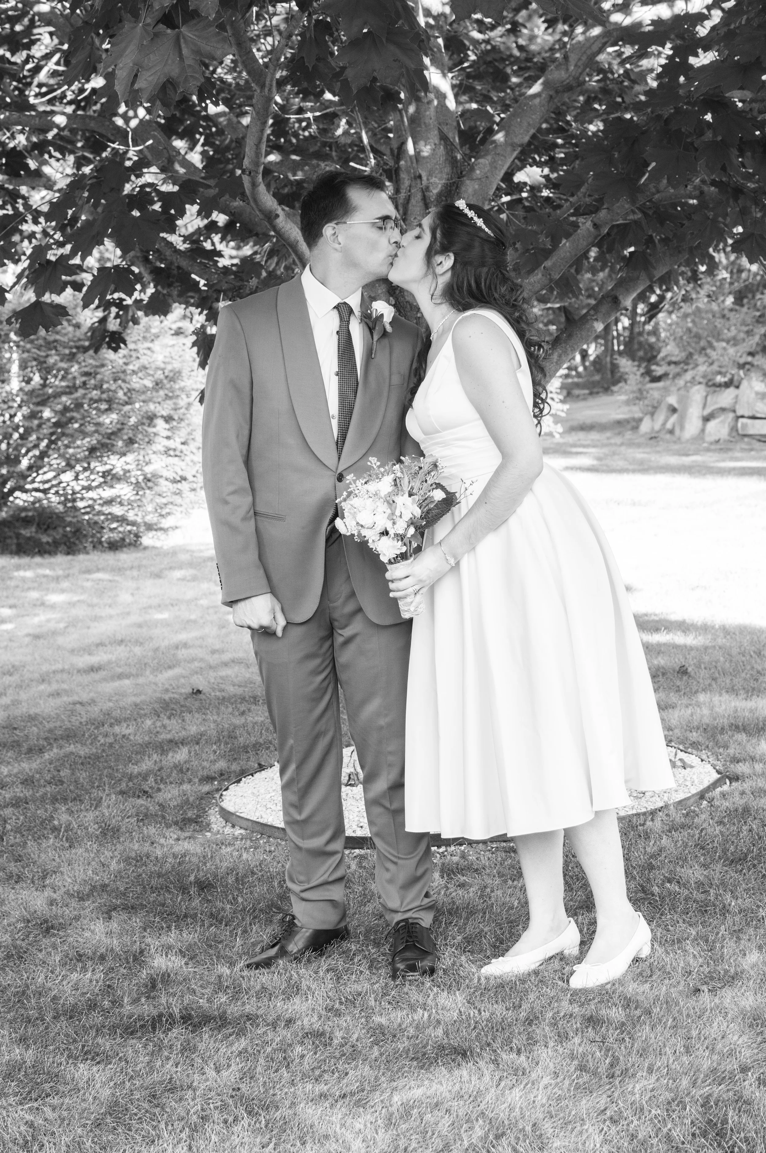 _roy-and-sarah-wedding-038bw.jpg