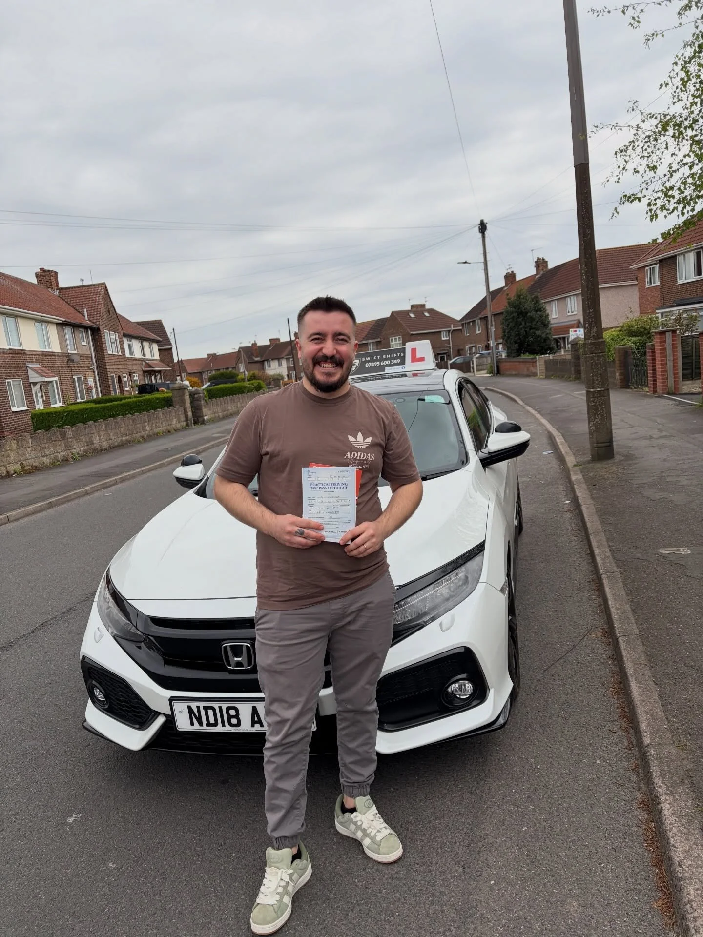 Hands down to the best chef I know!!
Not a master just in the kitchen but also on the road, well done for passing today on your first attempt with only 4 driving faults. I am very proud of you🎉🤗

Want to unlock your freedom? Visit www.swift-shifts.