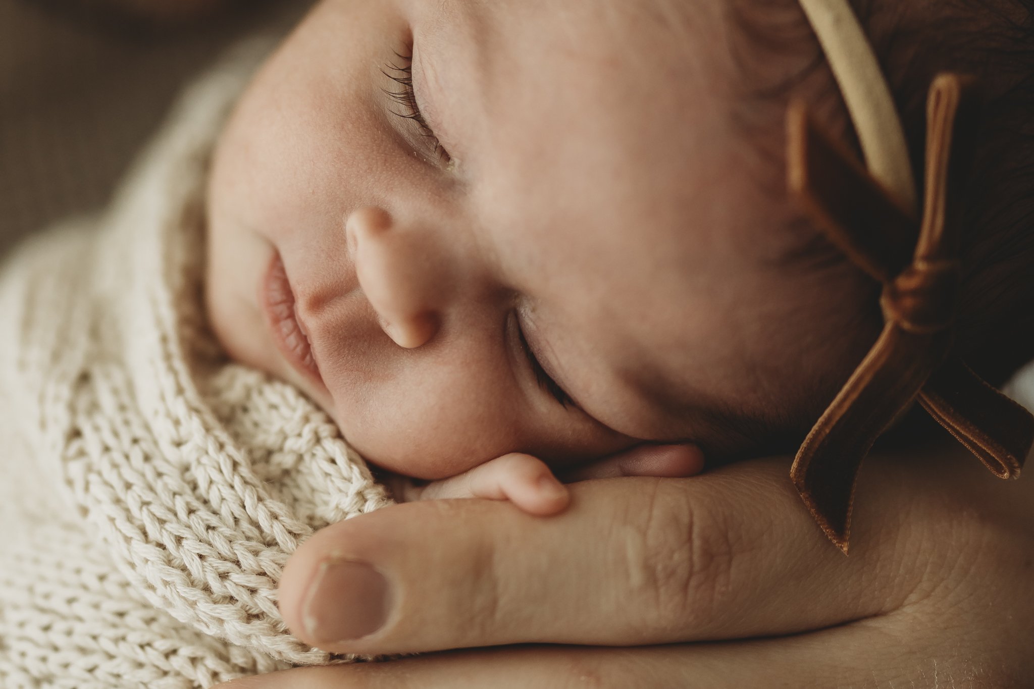 From Bump to Baby: When to Book Your Maternity &amp; Newborn Photos