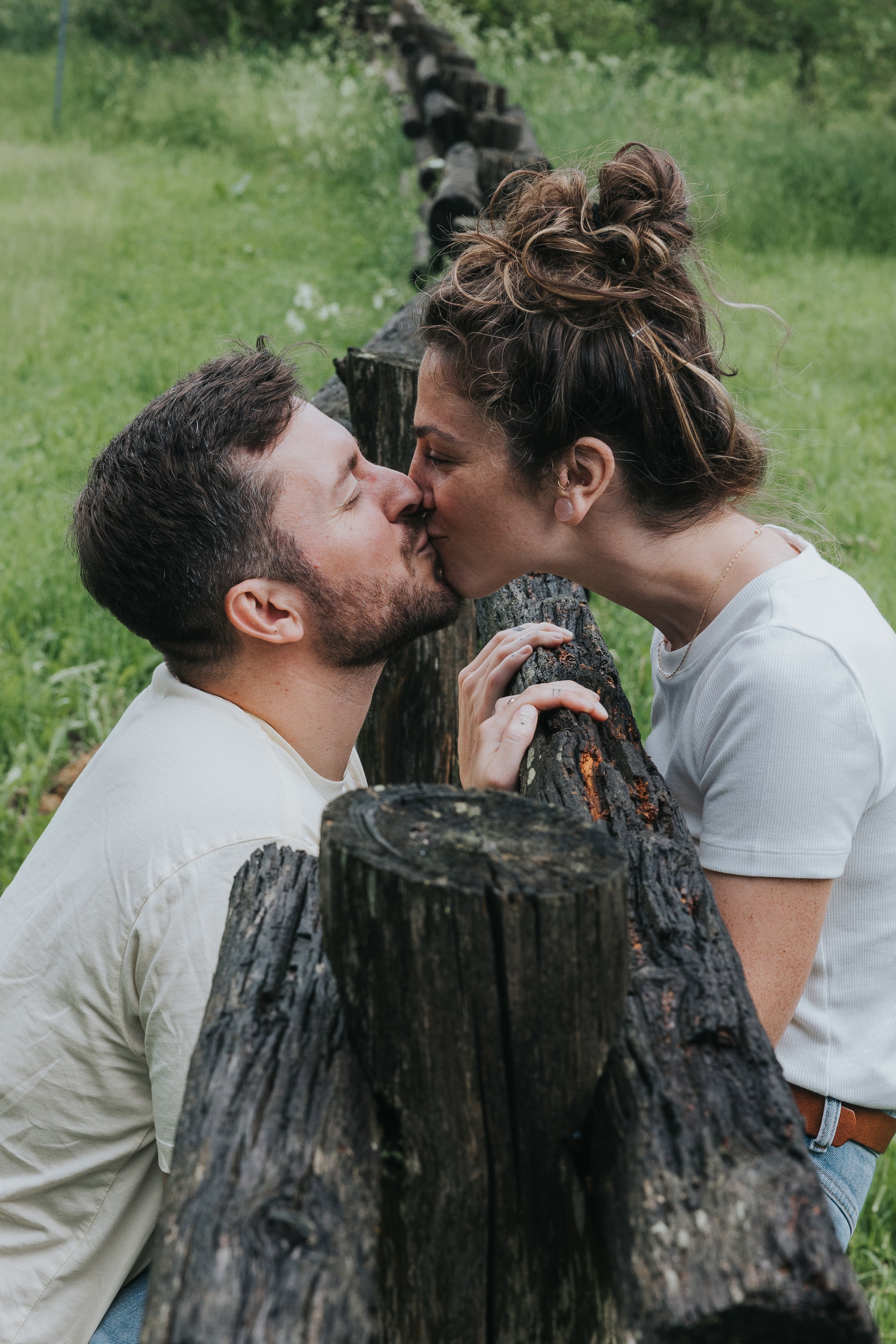 InHomeEngagementSessionLondonOntario033.jpg