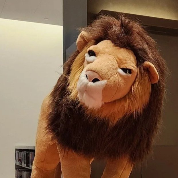 NYPL_StavrosNiarchos_lions_1200x1500.jpg