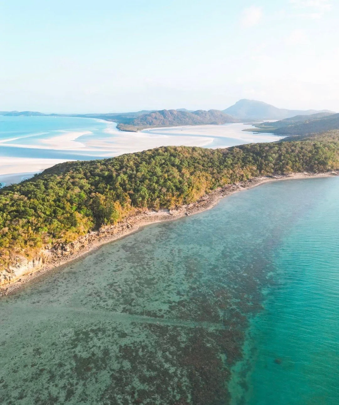 Based in paradise. Driven by your goals.
At our Whitsundays-based buyers agency, we don't just know the area - we live and breathe it. Whether you're relocating for a sea change or looking to invest in one of Australia's most iconic coastal markets, 