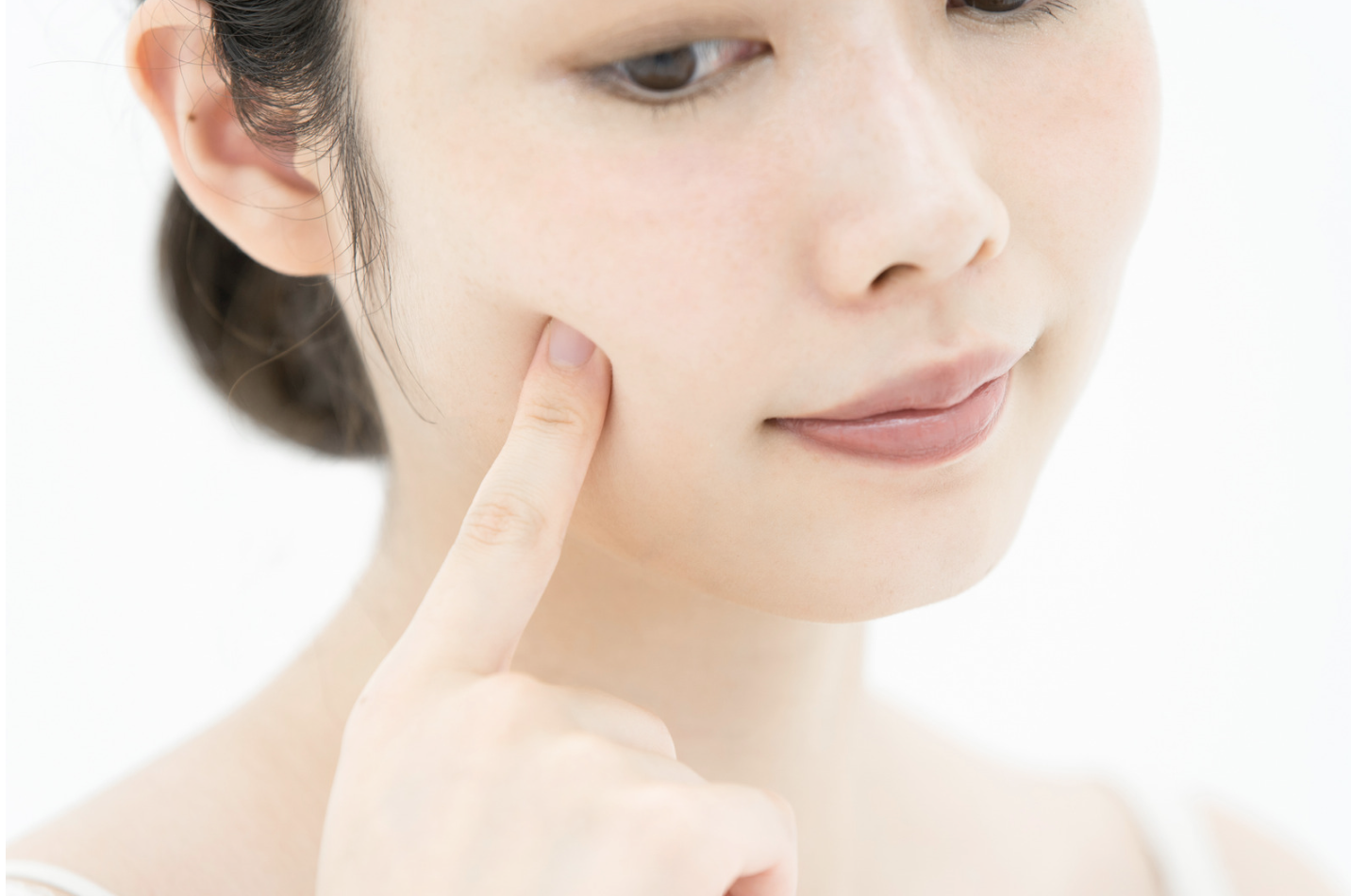 🌿 La peau et le stress : comment en prendre soin naturellement à l’Institut Douceur de vie