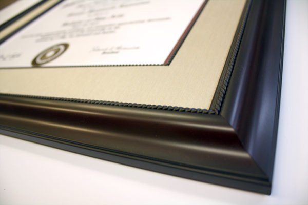 College-Diploma-Frame-Mahogany-Prolie-600x400-1.jpeg