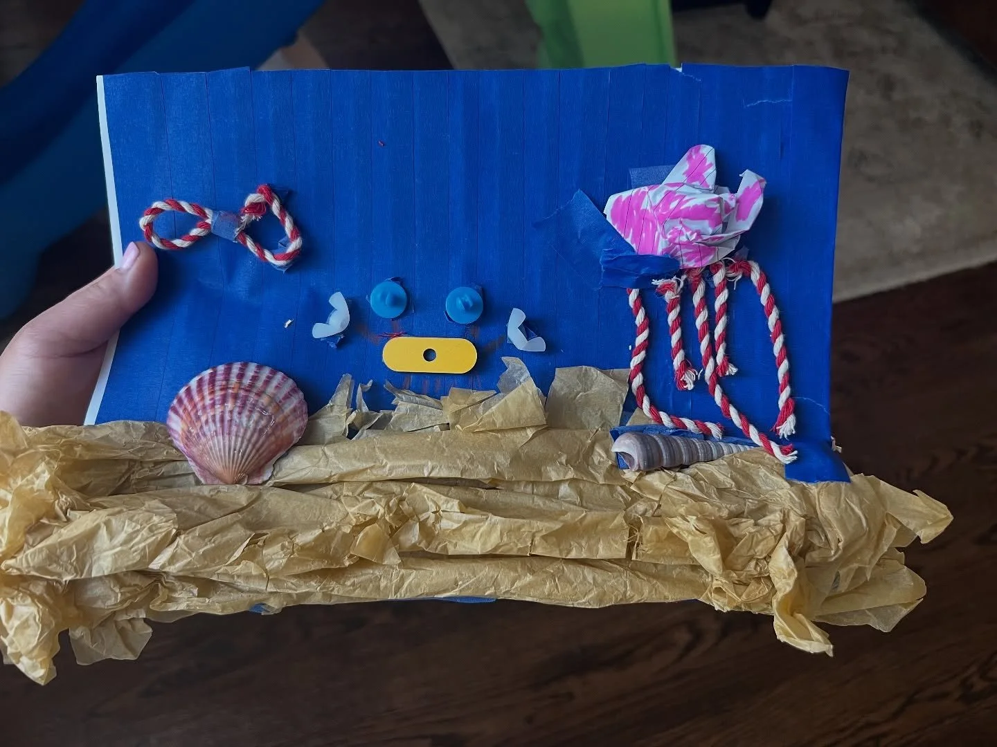 &ldquo;My son made this from recycled treasures to remember his summer beach trips 🌊🐚 surprised it by framing it so he can keep his own little aquarium forever 🖼️💙&rdquo;
.
.
.
#recycledartist #upcycledart #kidsart #aquarium #frameit #myframingst