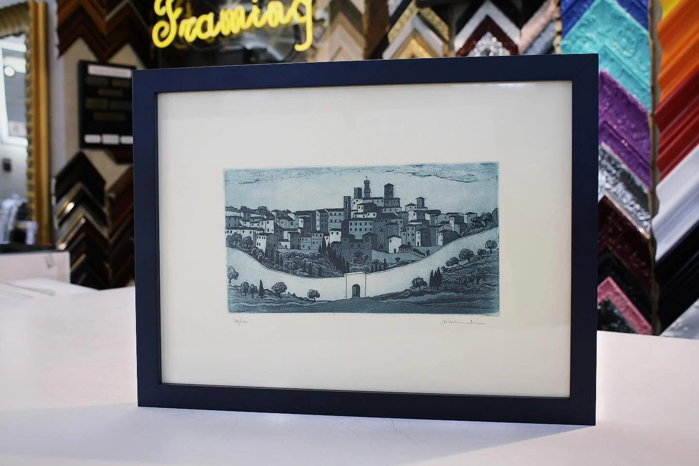 We 💙 blue frames! Intaglio prints are all about detail&mdash;the right frame makes sure every line stands out.
.
.
.
#customframing #myframingstore #blue #intagiloprint #frameyourart #edisonnj #metuchennj #nj #art