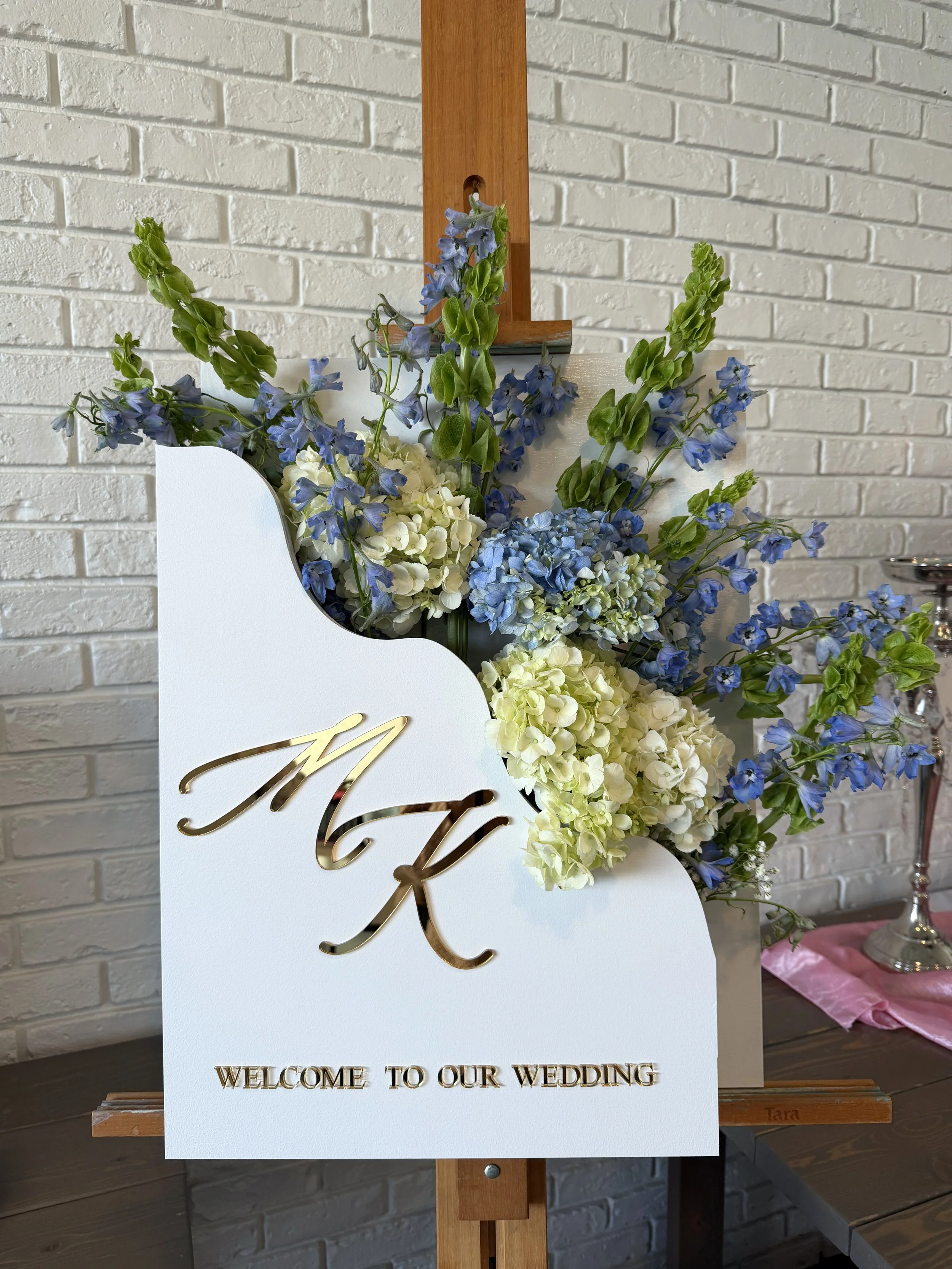 white welcome box 4.jpg