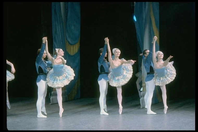 Why are We Dancing? Short Reflections on Ballet and Piano
