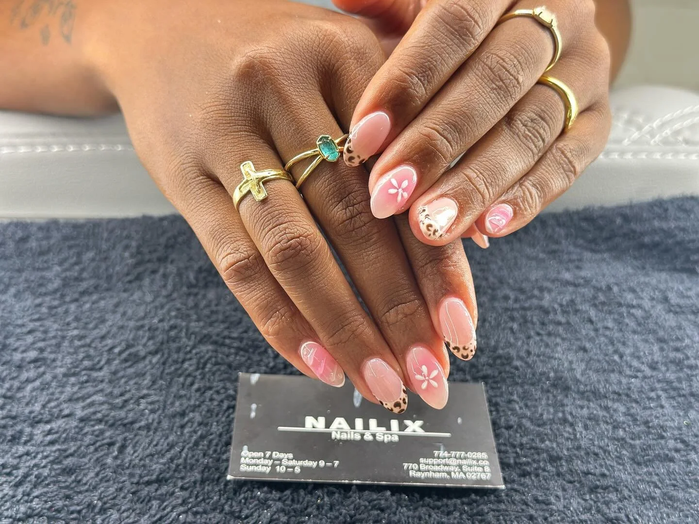 Get ready for compliments. Unique nail art for every occasion. ✨

👉 👉Treat yourself to 10% OFF any nail APPOINTMENT 🌱🥰
📍770 Broadway, Raynham, MA 02767
📞774-777-0285
🌐https://www.nailix.co/
#Nailix #raynham #taunton #nailart  #naildesign #summ