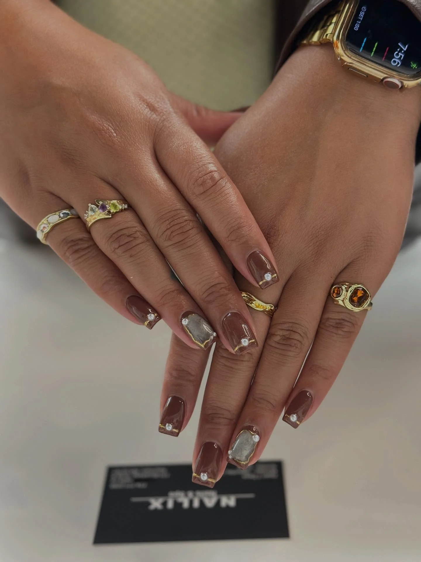 Spiced up your life and your nails. Get ready for bonfire and beautiful designs !!! 🔥🍁🍂