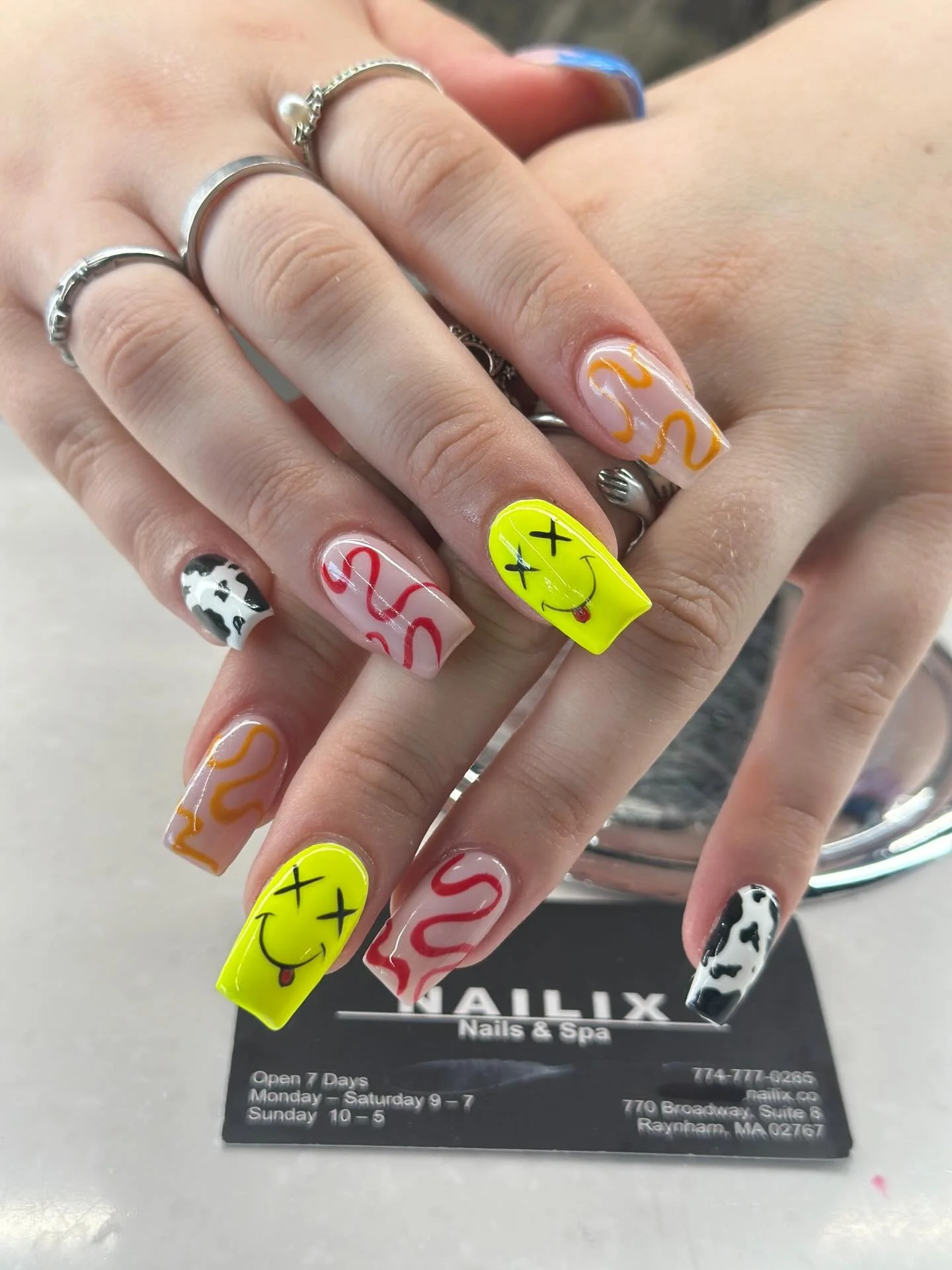 Neon state of mind. ⚡️