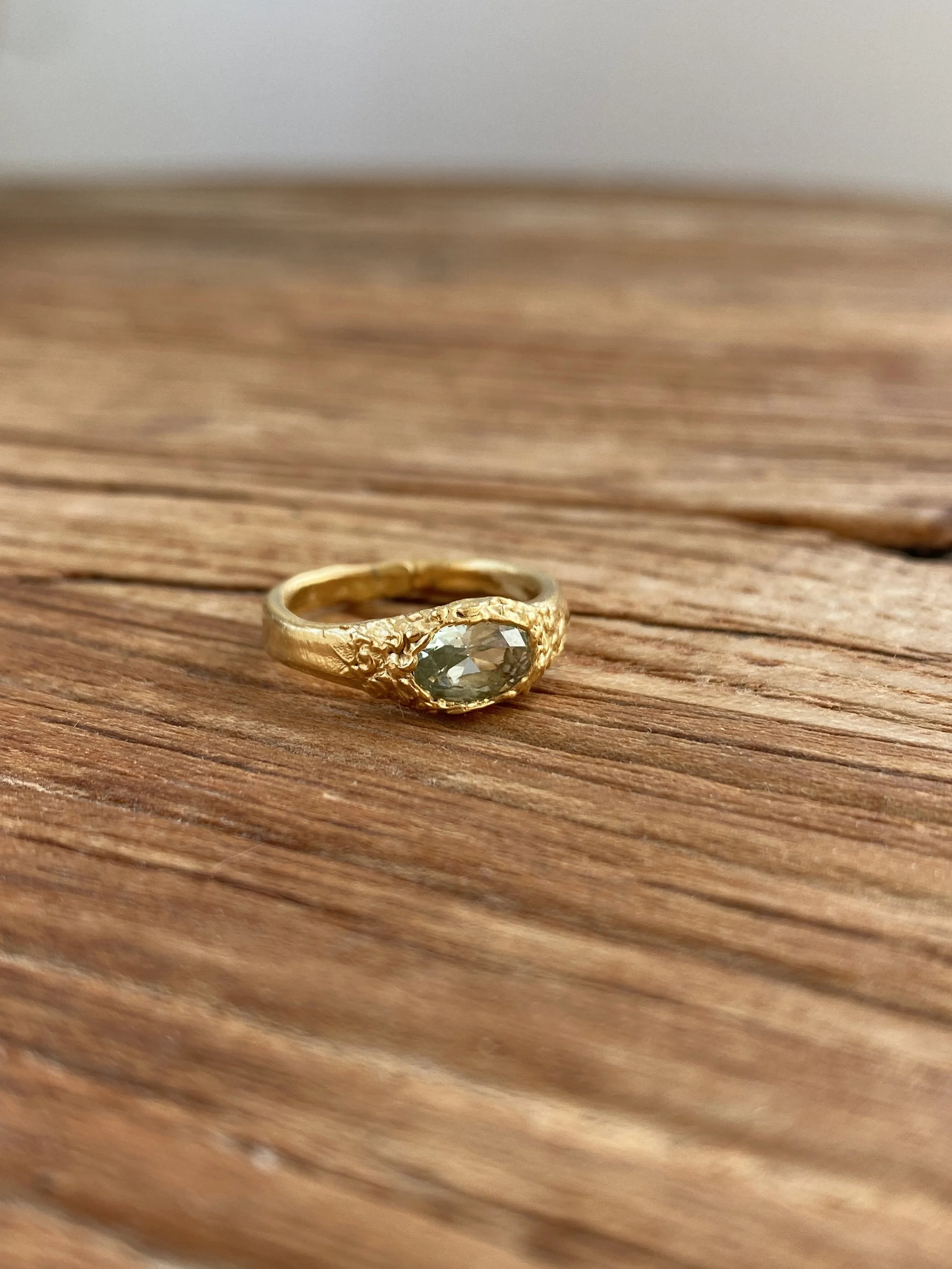 Eucalyptus ring gold
