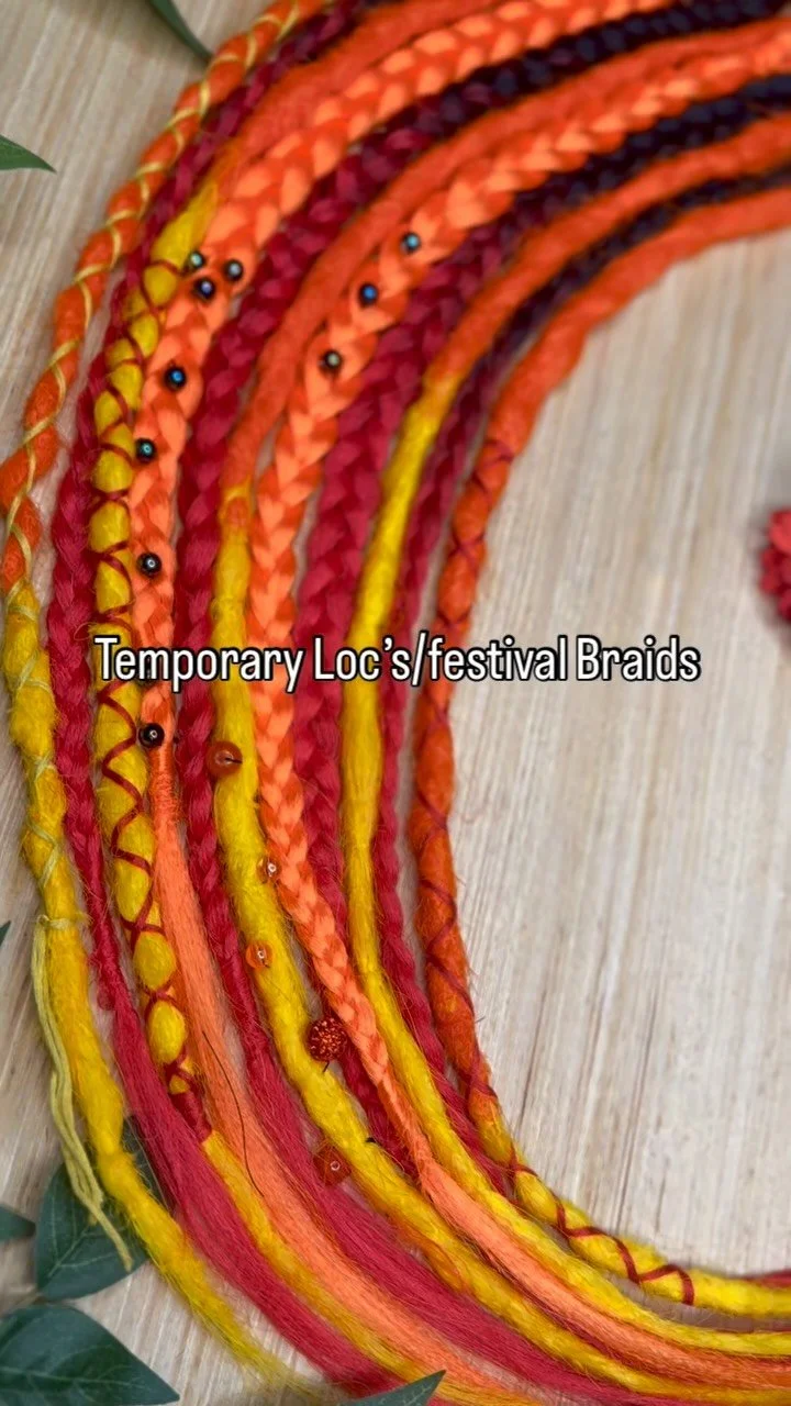 Temporary Loc’s/Festival Braids.🎊🪅🎆🎇
#travelingloctician #locjourney #loctician #locs #dreadheadnation #locartist #locstyles #festival #festivalbraids #ravebraids #fauxlocs #temporarylocs