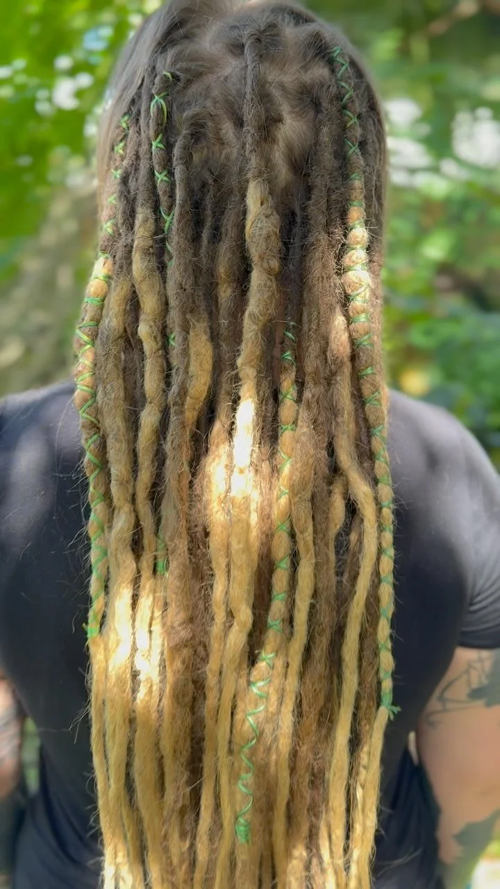 First-Time Maintenance.🌼🐝🐞
#travelingloctician #locjourney #loctician #locs #dreadheadnation #crochetlocs #locartist #locstyles #dreadlockservices #dreadlocks #dreadlockmaintenance #locstylist