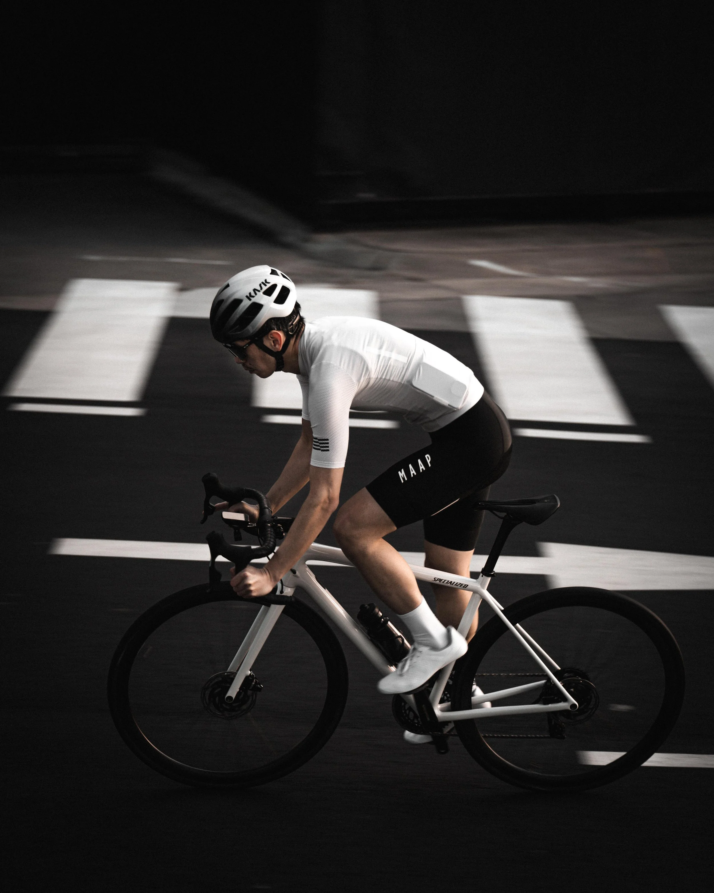 Dean Aethos White 23 @derekvrebel - 02 - 2023_.jpg