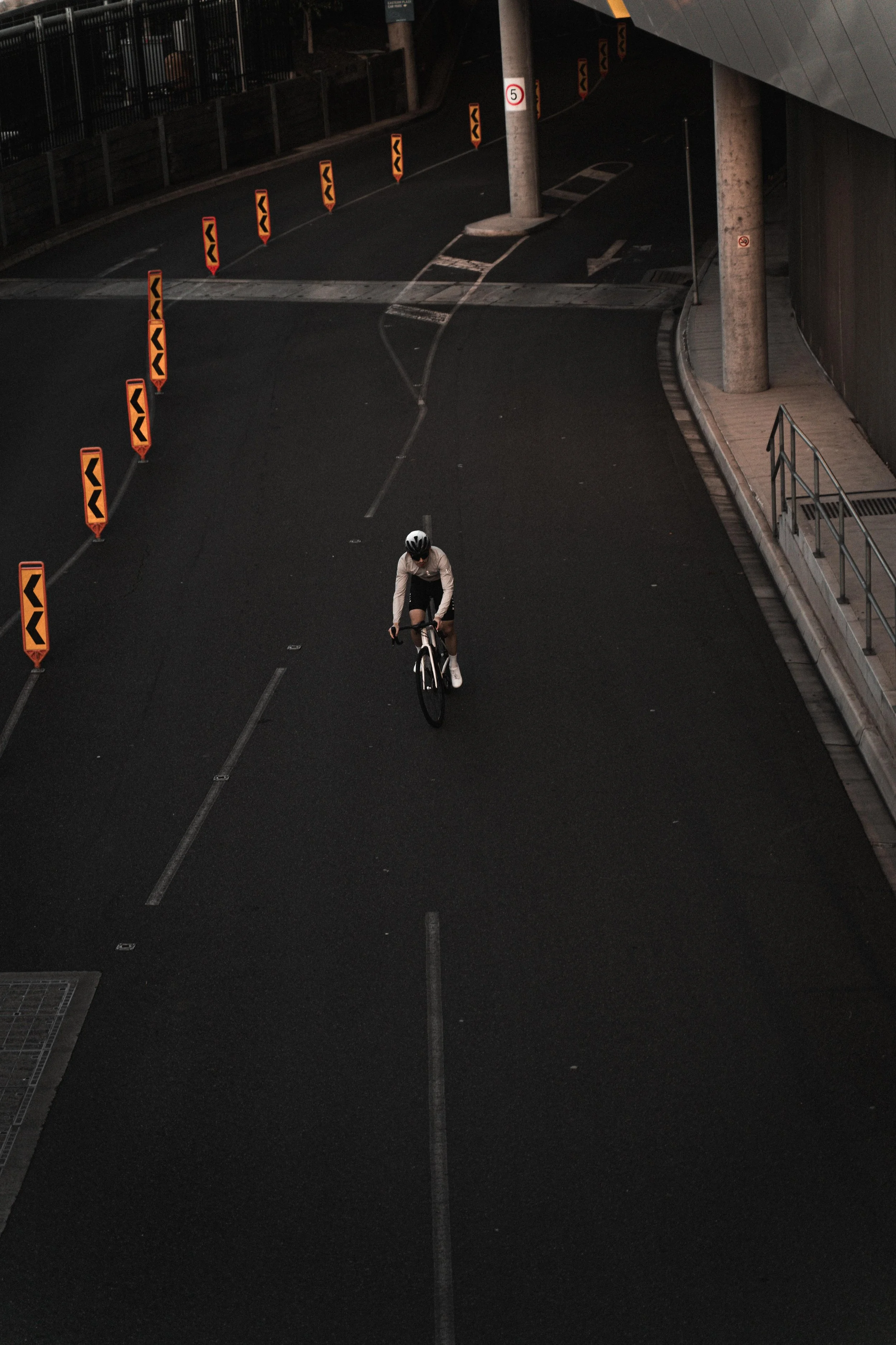 Dean Aethos White 23 @derekvrebel - 16 - 2023_.jpg