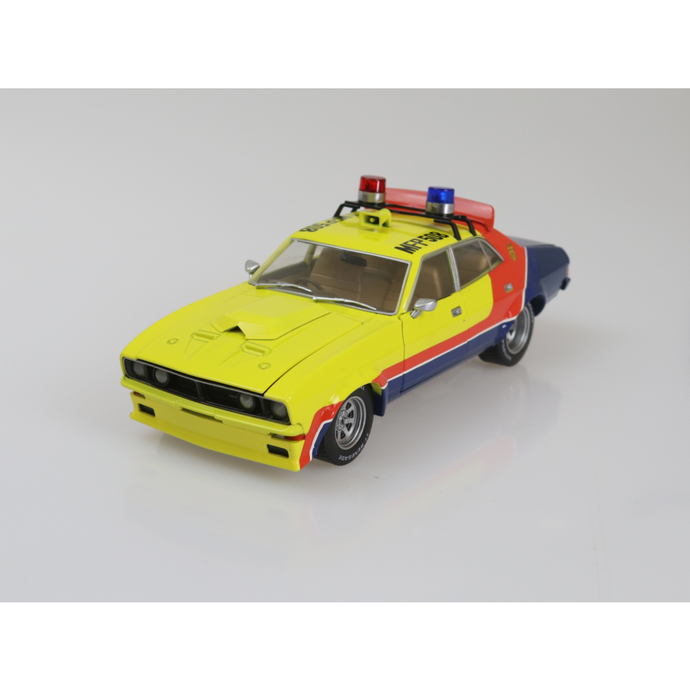 1:24 MFP V8 Interceptor XB Falcon Movie Car | DDA Collectibles