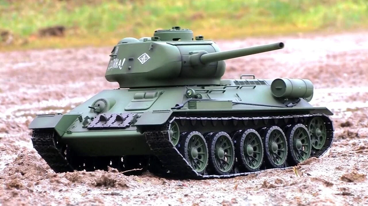 Heng Long T-34/85 RC tank