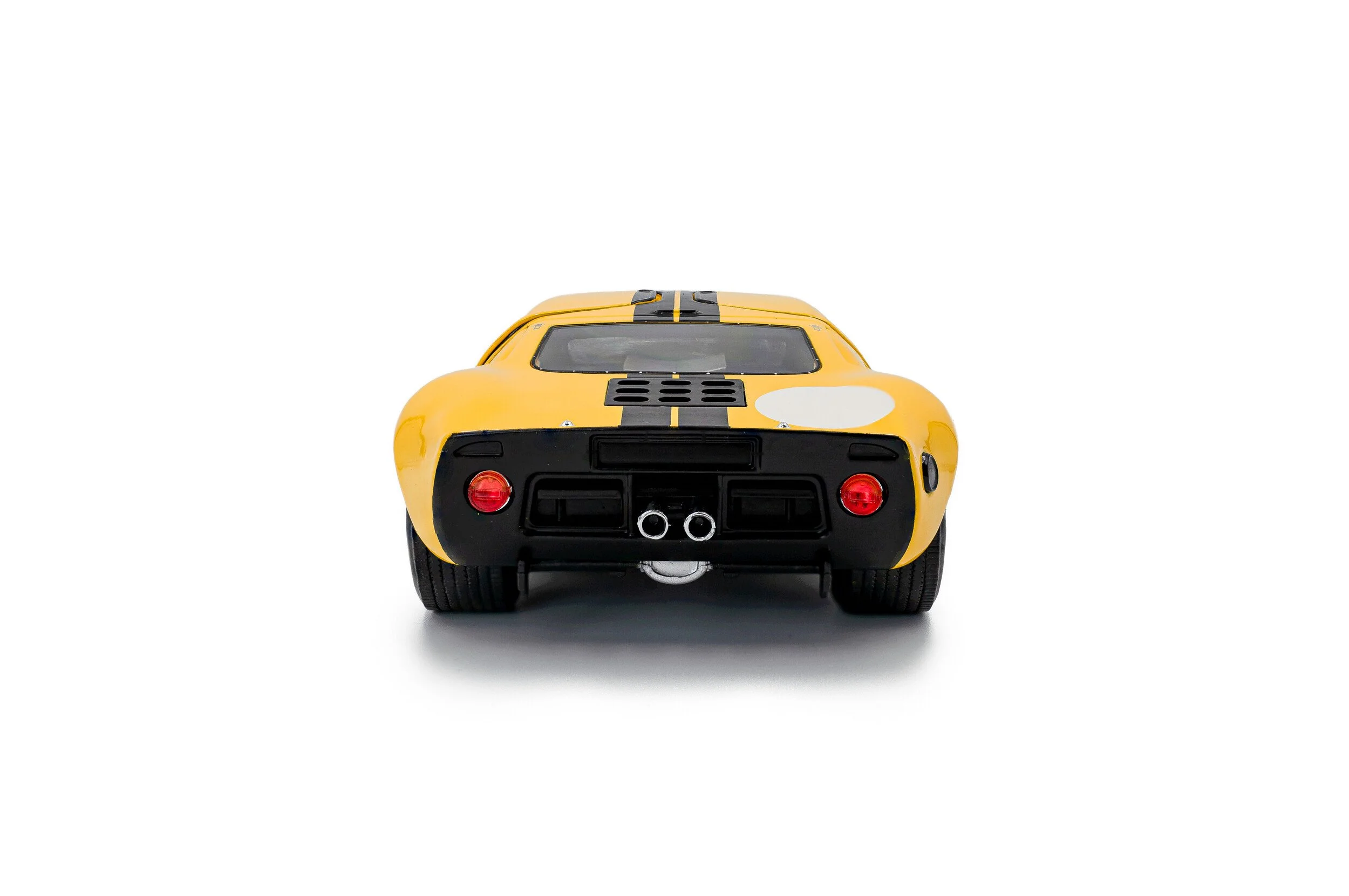 s1803011-ford-gt40-mk-1-1968-03-1.jpg