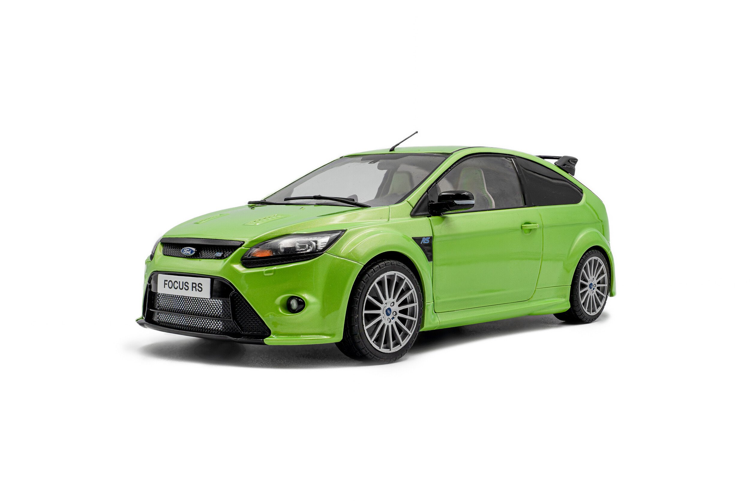 s1813101-ford-focus-rs-mk2-ultimate-green-metallic-2009-01.jpg