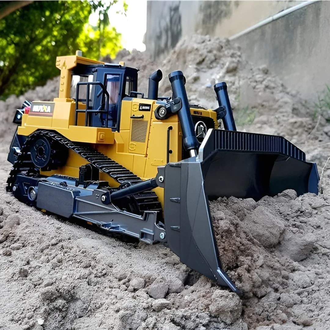 HUINA 1554 RC Bulldozer in khaki with LED lights, ripper, remote control, and rechargeable battery