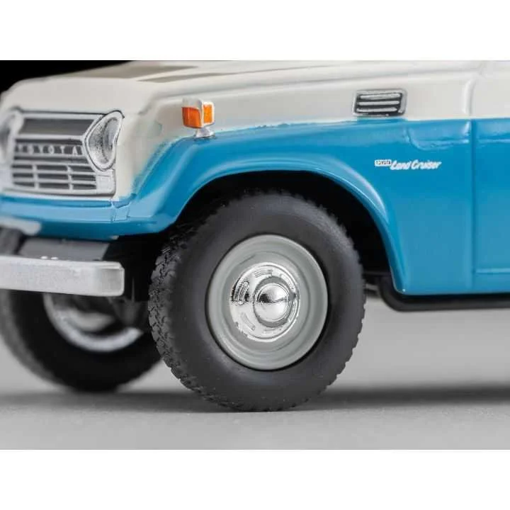 tomytec-164-scale-tomica-limited-vintage-tlv-104d-toyota-land-cruiser-fj56v-model-white-blue.jpg