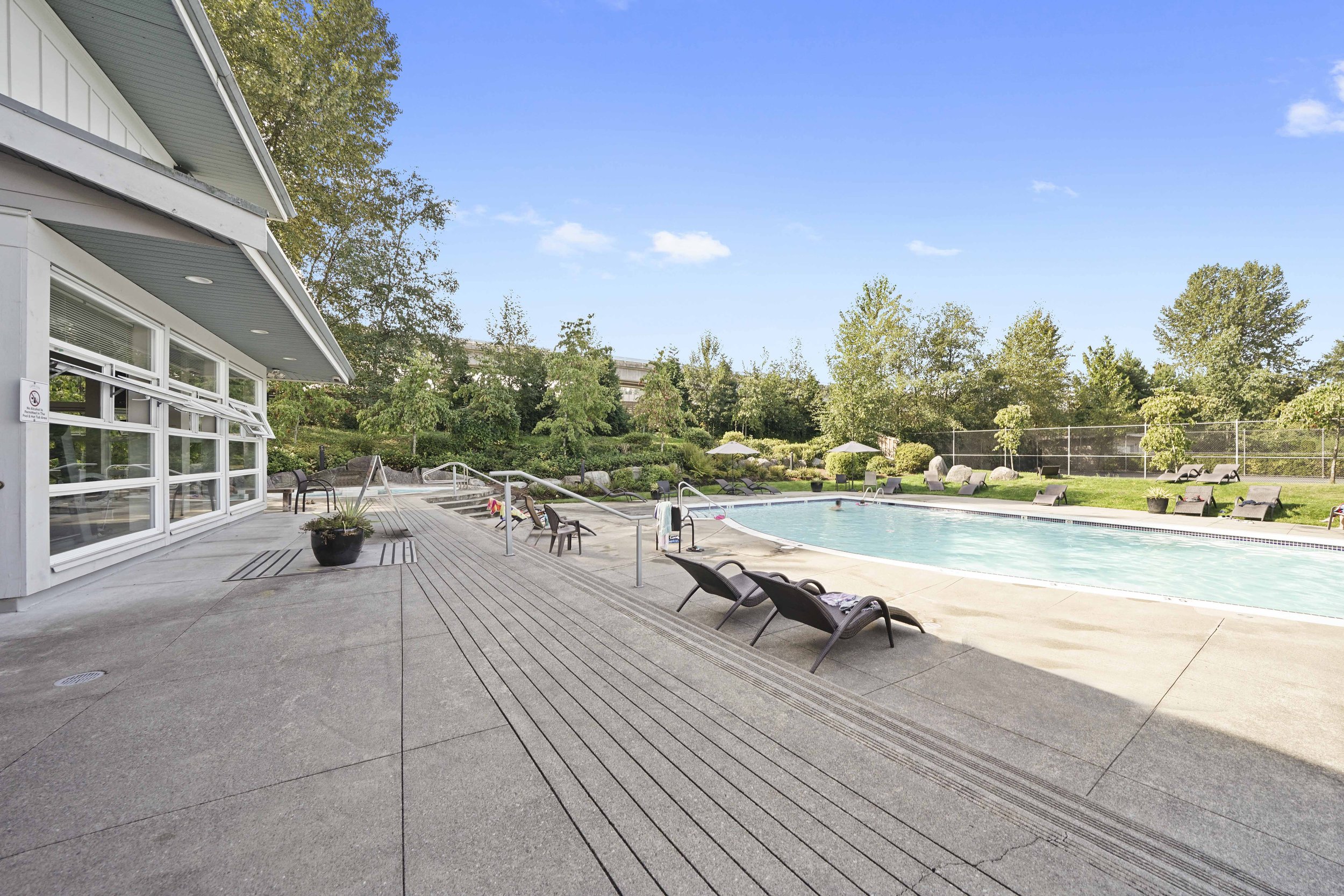313-200-Klahanie-Drive-Port-Moody-Condo-For-Sale-Carolyn-Pogue-Port-Moody-Realtor-32.JPG
