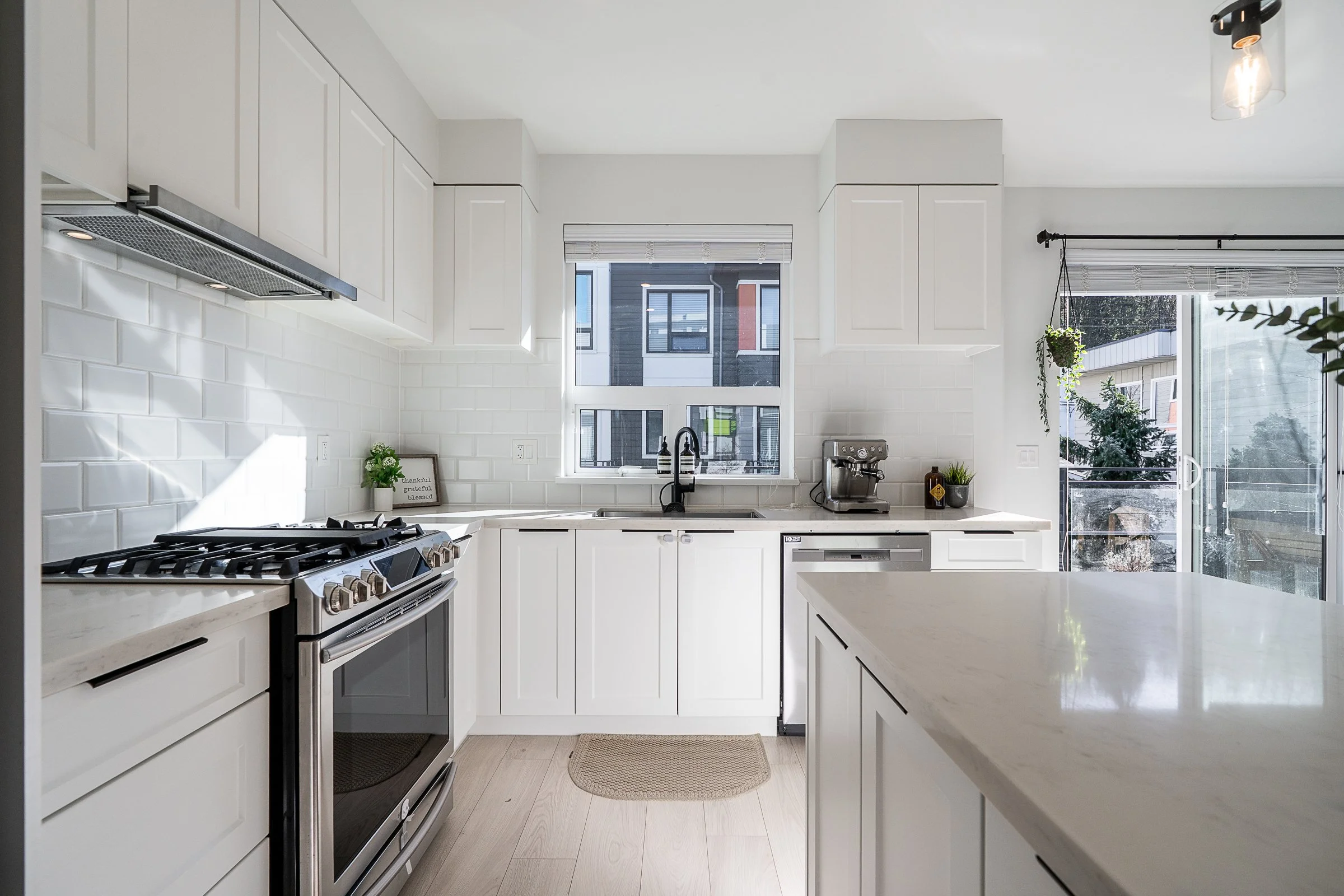 Port-Moody-Townhome-Carolyn-Pogue-Best-Port-Moody-Real-Estate-Agent-101-3021-St-George-Street-Port-Moody-8.jpg