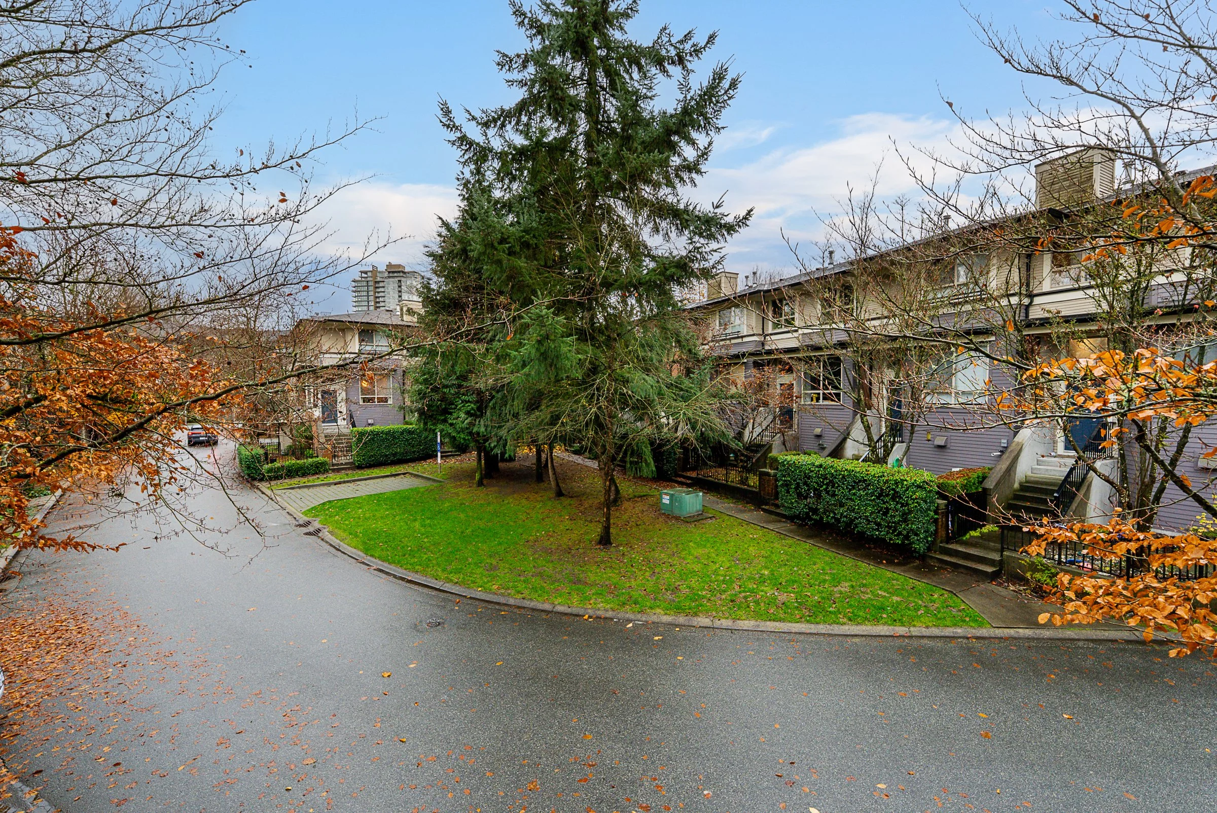 88-100-Klahanie-Drive-Port-Moody-Carolyn-Pogue-Best-Port-Moody-Real-Estate-Agent-16.jpg