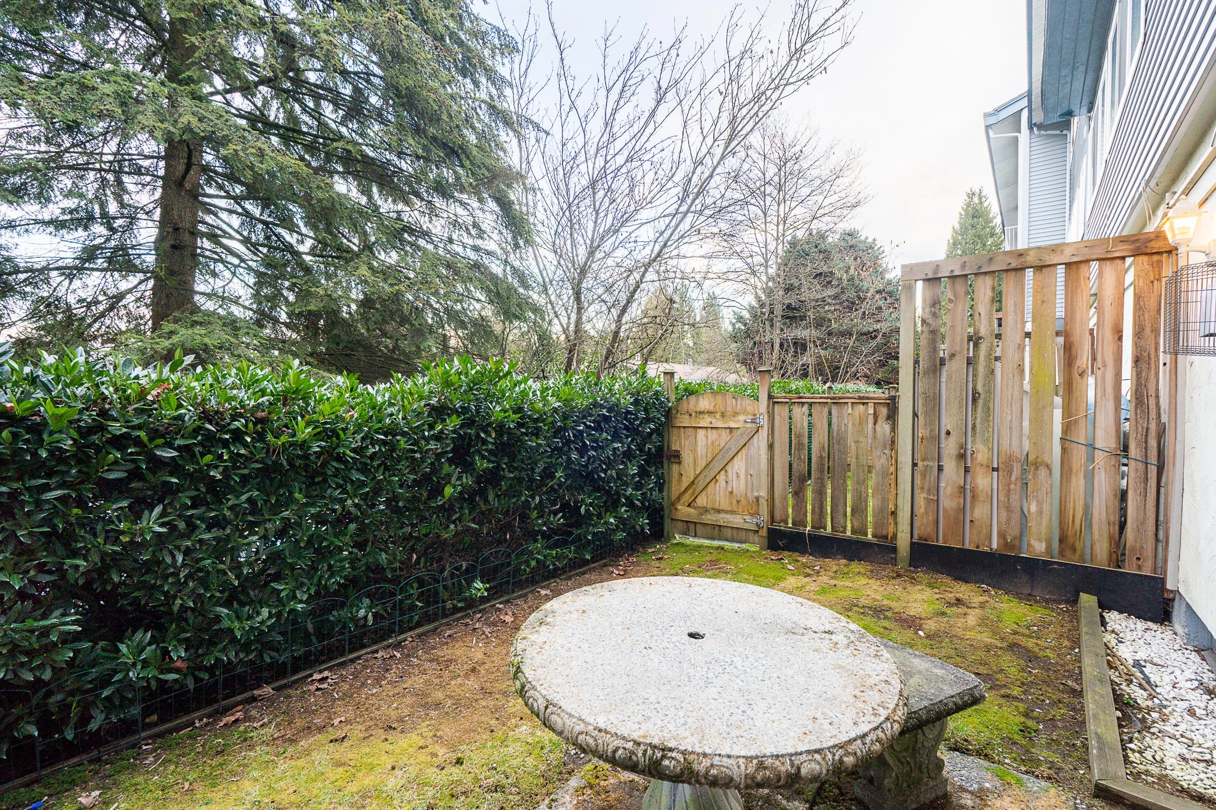 1057-Cecile-Drive-College-Park-Port Moody-Carolyn-Pogue-Port-Moody-Real-Estate-Agent-35.jpg