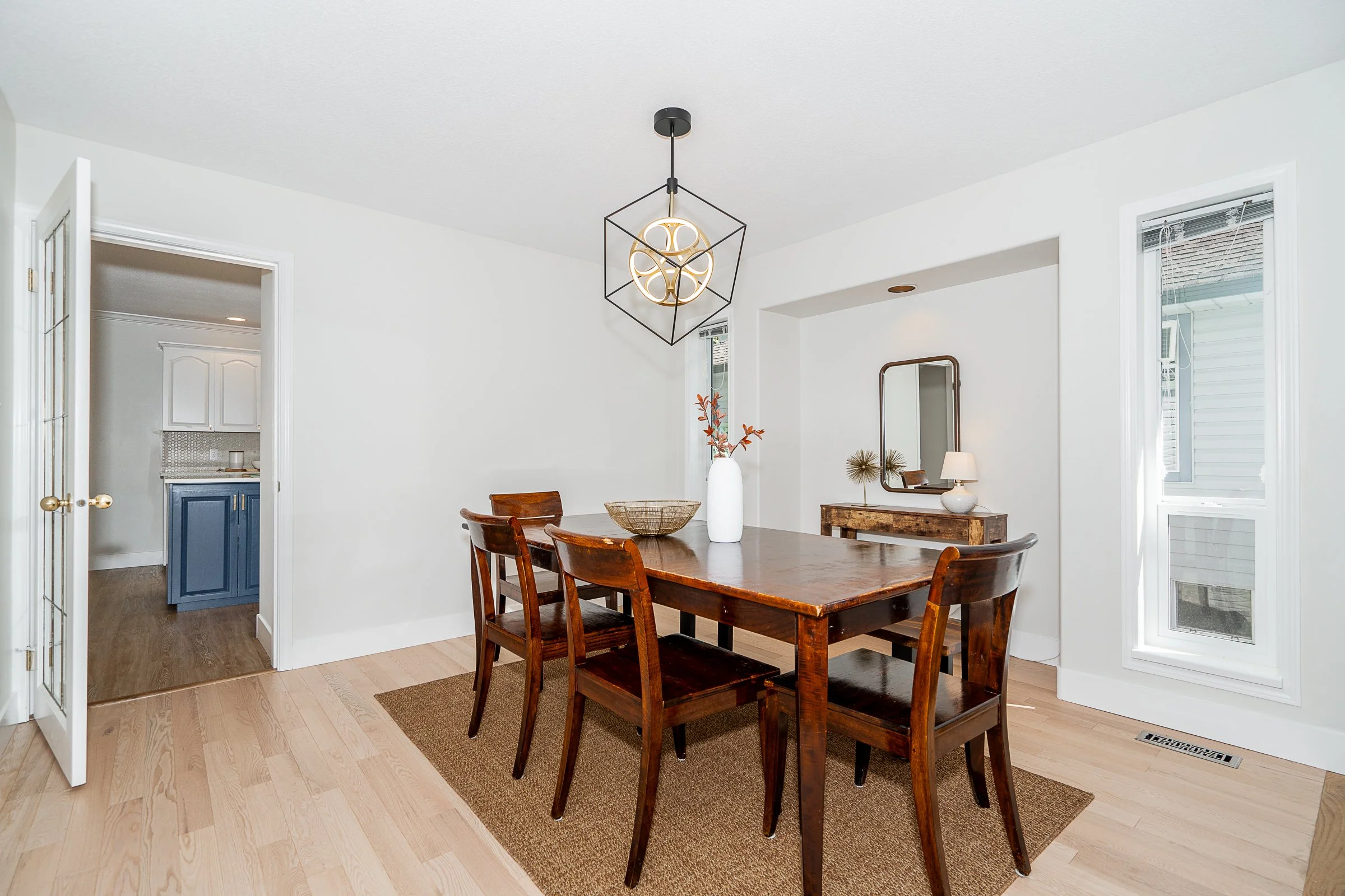 12-Flavelle-Drive-Port-Moody-Homes-For-Sale-Carolyn-Pogue-Port-Moody-Real-Estate-Agent-6.jpg