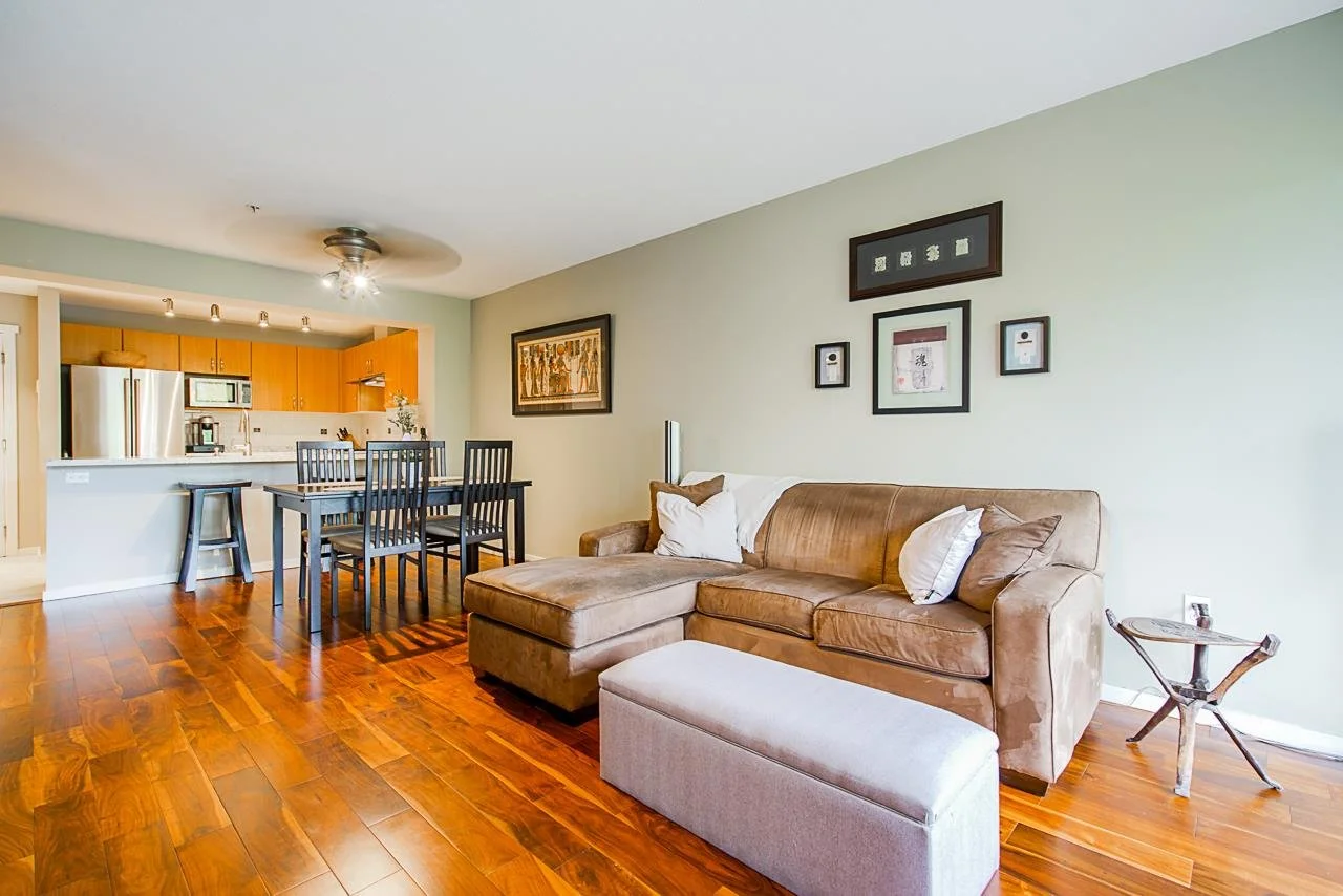 313-200-Klahanie-Drive-Port-Moody-Condo-For-Sale-Carolyn-Pogue-Port-Moody-Realtor-10.jpeg