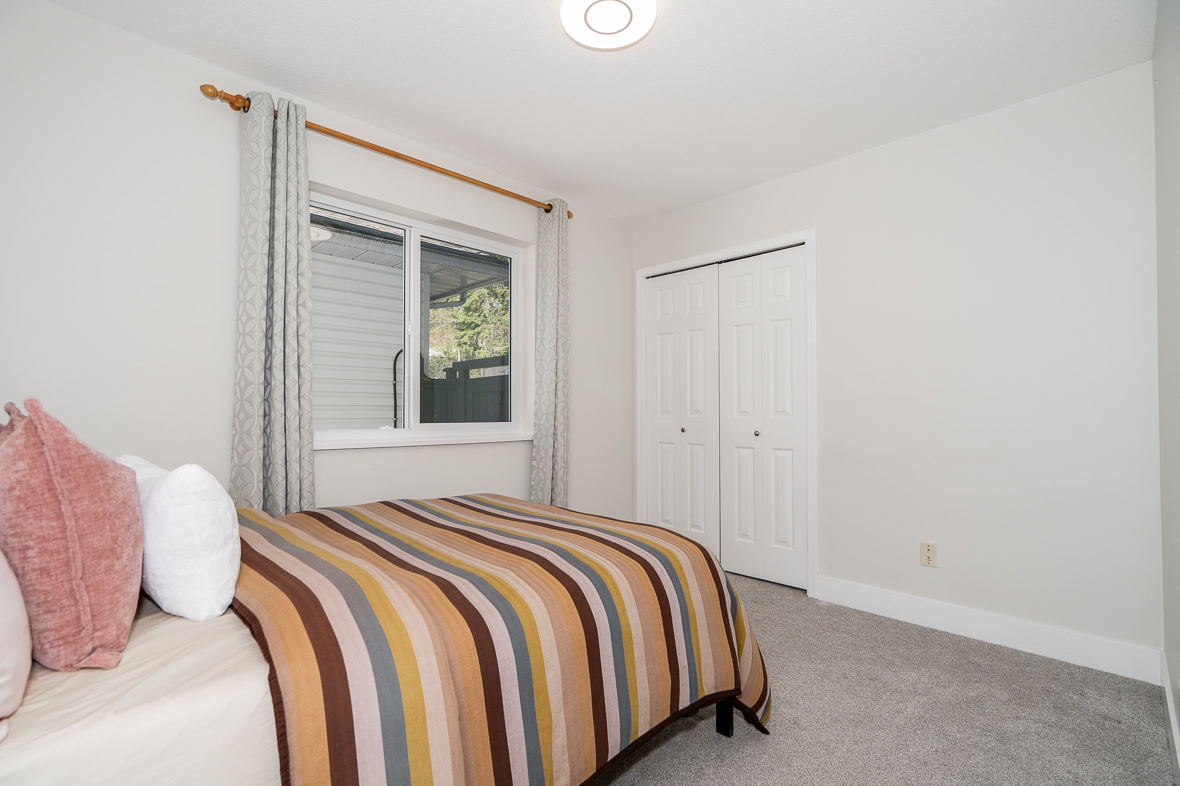 12-Flavelle-Drive-Port-Moody-Homes-For-Sale-Carolyn-Pogue-Port-Moody-Real-Estate-Agent-14.jpg