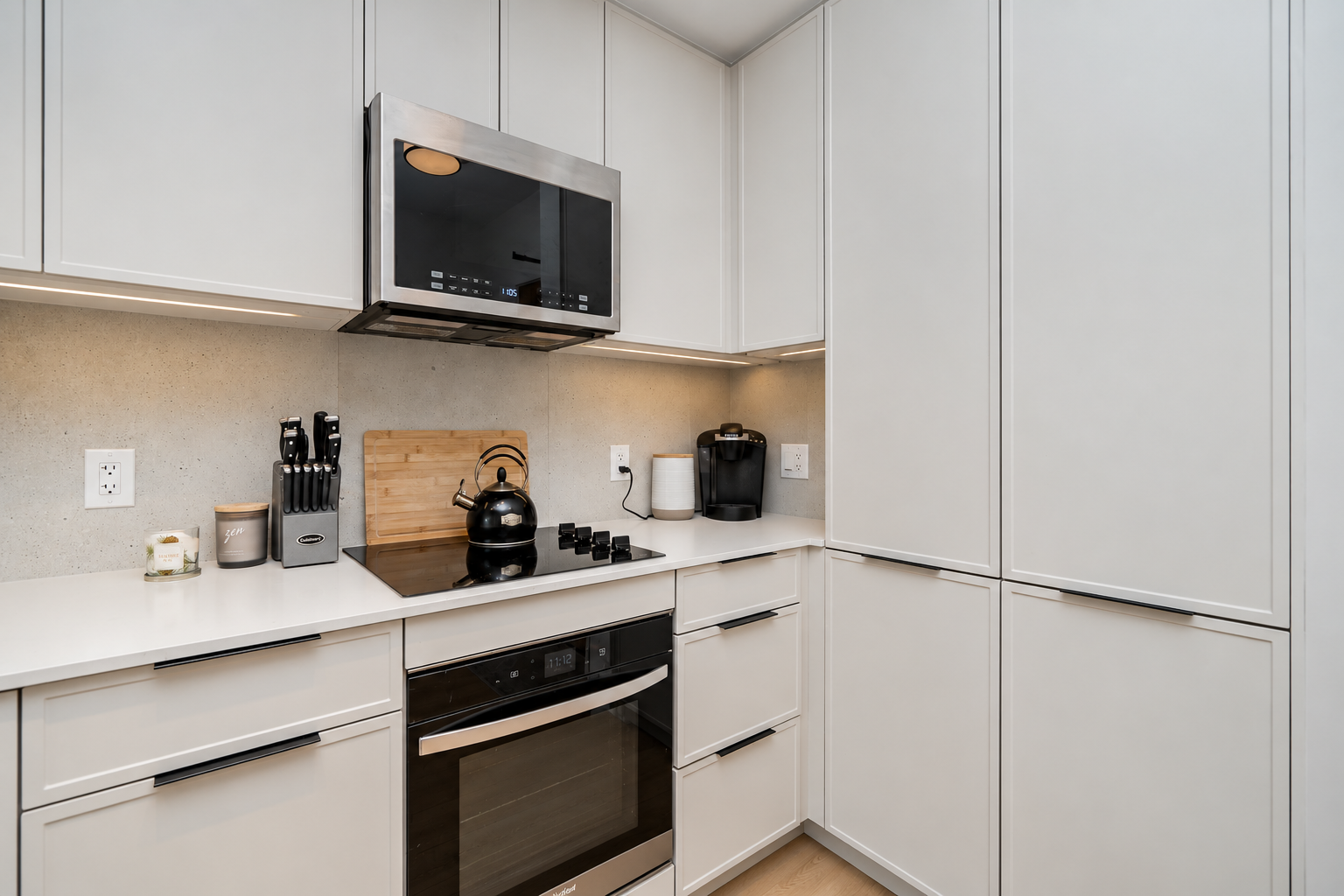 603-3055-Murray-Street-Port-Moody-Moody-Yards-Carolyn-Pogue-Best-Port-Moody-Real-Estate-Agent-7.png