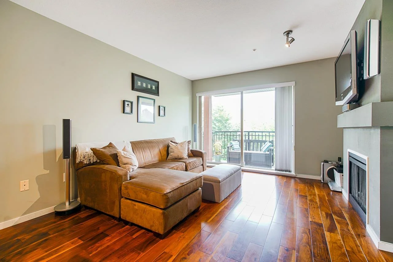 313-200-Klahanie-Drive-Port-Moody-Condo-For-Sale-Carolyn-Pogue-Port-Moody-Realtor-13.jpeg