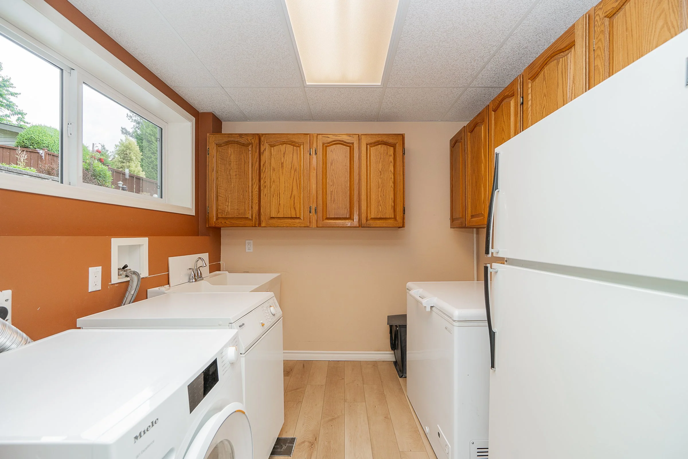 259-College-Park-Way-Port-Moody-Carolyn-Pogue-Best-College-Park-Port-Moody-Real-Estate-Agent-25.jpg