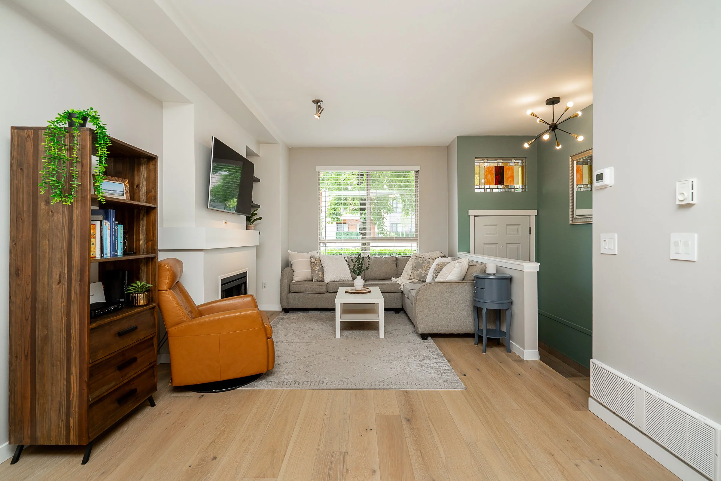 3-100-Klahanie-Drive-Port-Moody-Carolyn-Pogue-Best-Port-Moody-Real-Estate-Agent-in-Klahanie-5.jpg