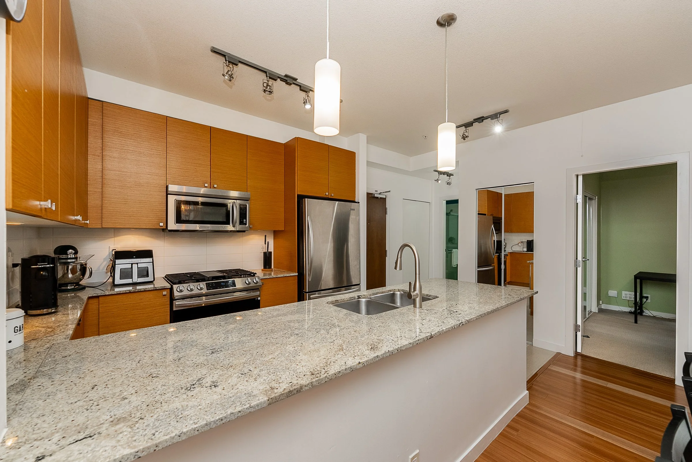 Best-Port-Moody-Real-Estate-Agent-310-101-Morrissey-Road-Suter-Brook-Village-Port-Moody-Carolyn-Pogue-Best-Suter-Brook-Village-Realtor-7.jpg