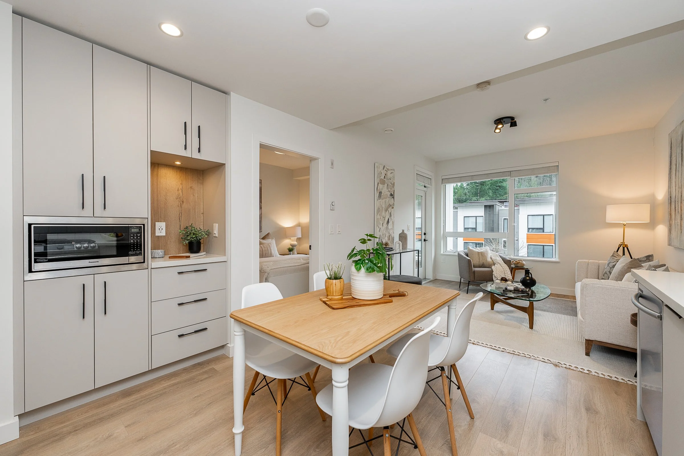 309-3038-St-George-Street-Carolyn-Pogue-Top-Port-Moody-Real-Estate-Agent-12.jpg