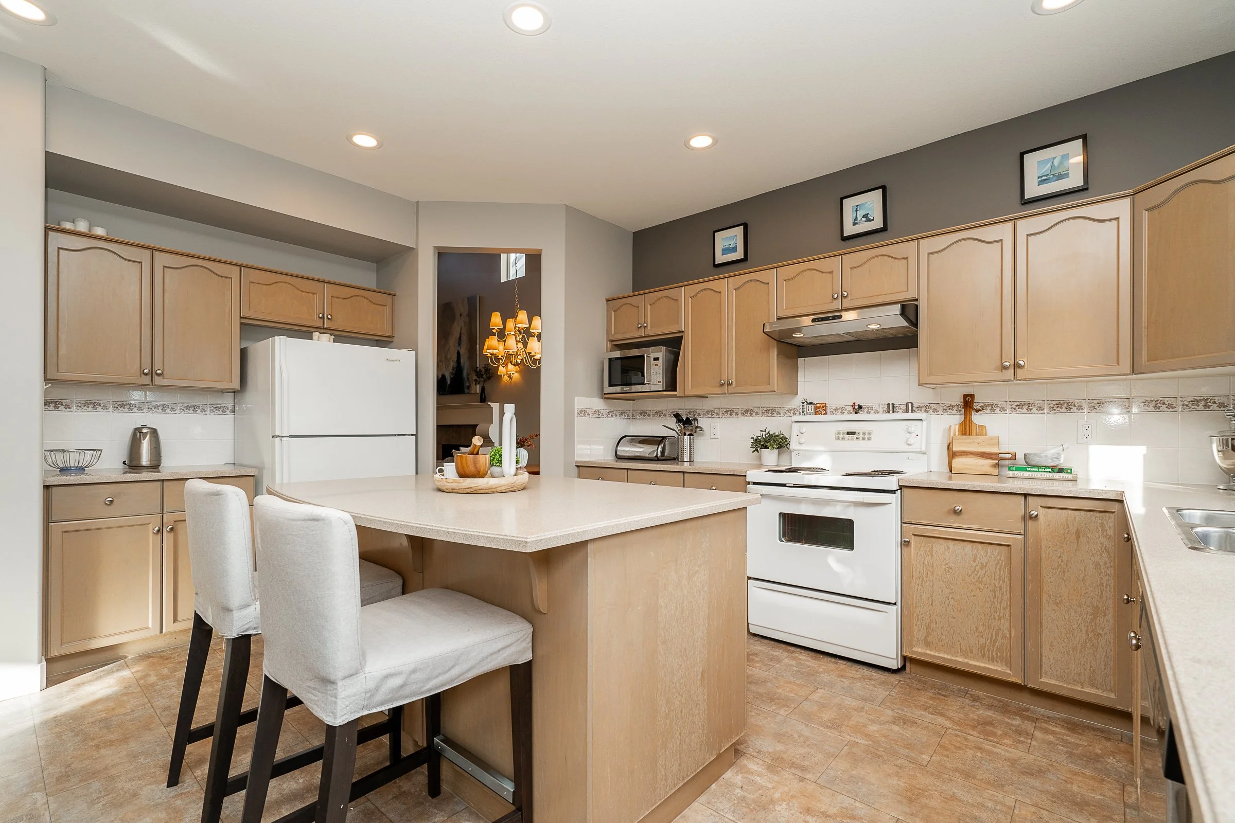 8-Balsam-Place-Heritage-Woods-Home-For-Sale-Port-Moody-Carolyn-Pogue-Top-Port-Moody-Real-Estate-Agent-20.jpg